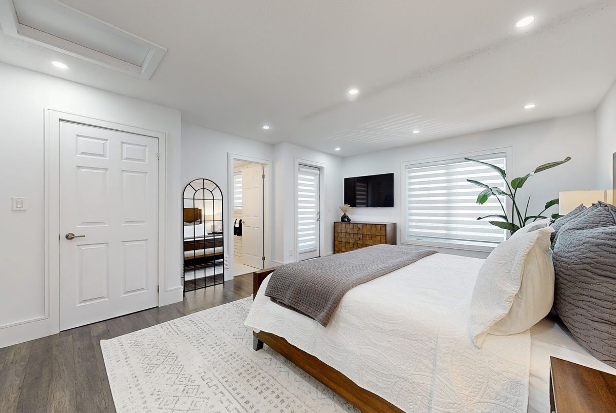 2-15 Forbes Avenue 2-15 Forbes Avenue Toronto W03