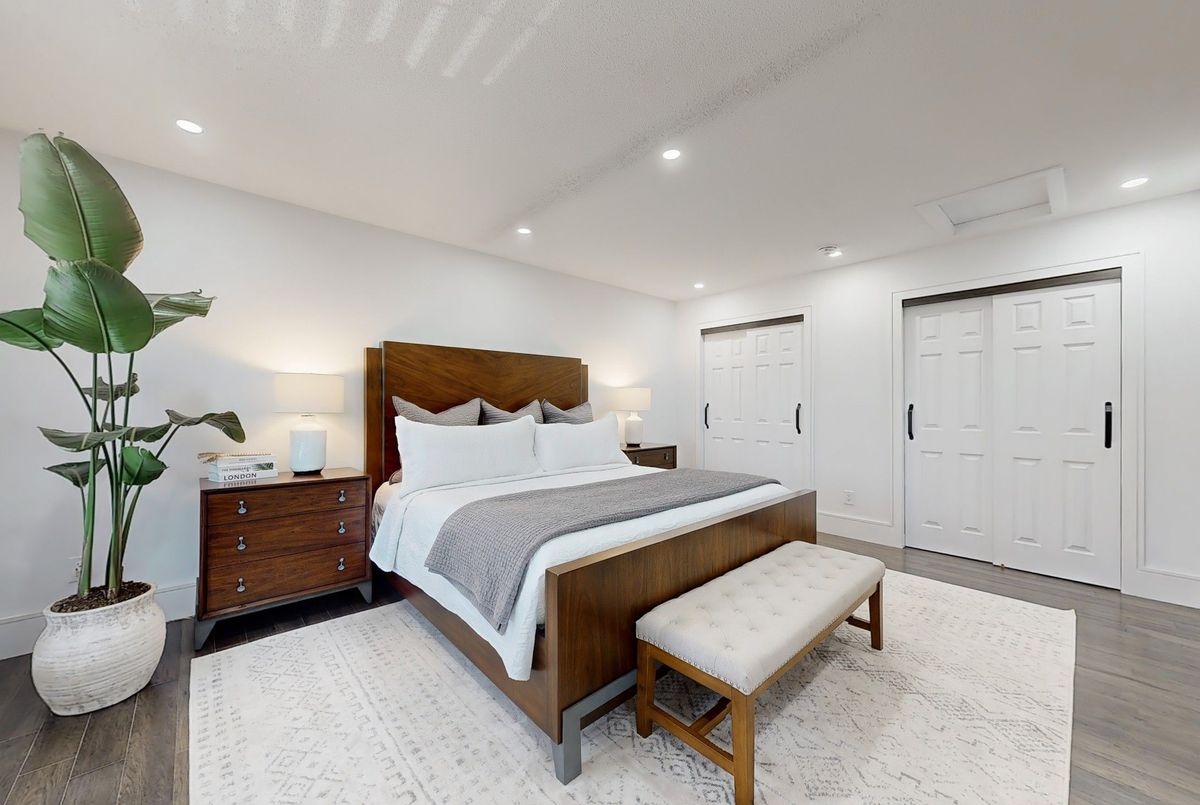 2-15 Forbes Avenue 2-15 Forbes Avenue Toronto W03