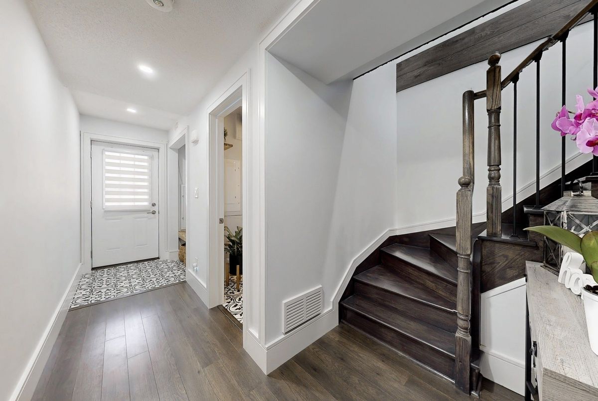 2-15 Forbes Avenue 2-15 Forbes Avenue Toronto W03