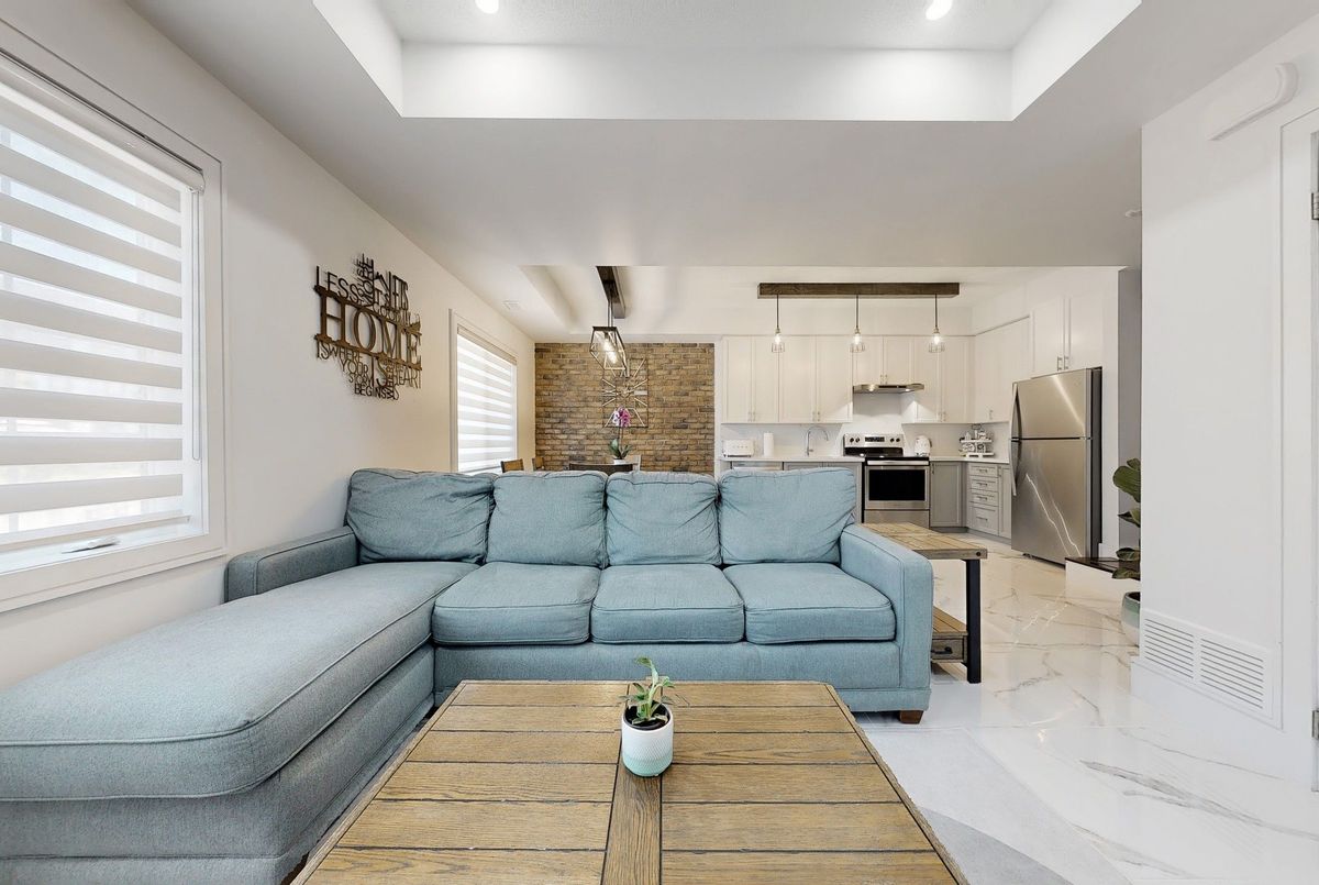 2-15 Forbes Avenue 2-15 Forbes Avenue Toronto W03