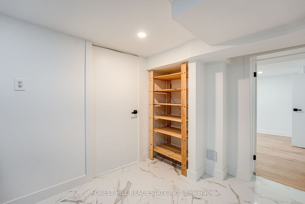 img-gallery