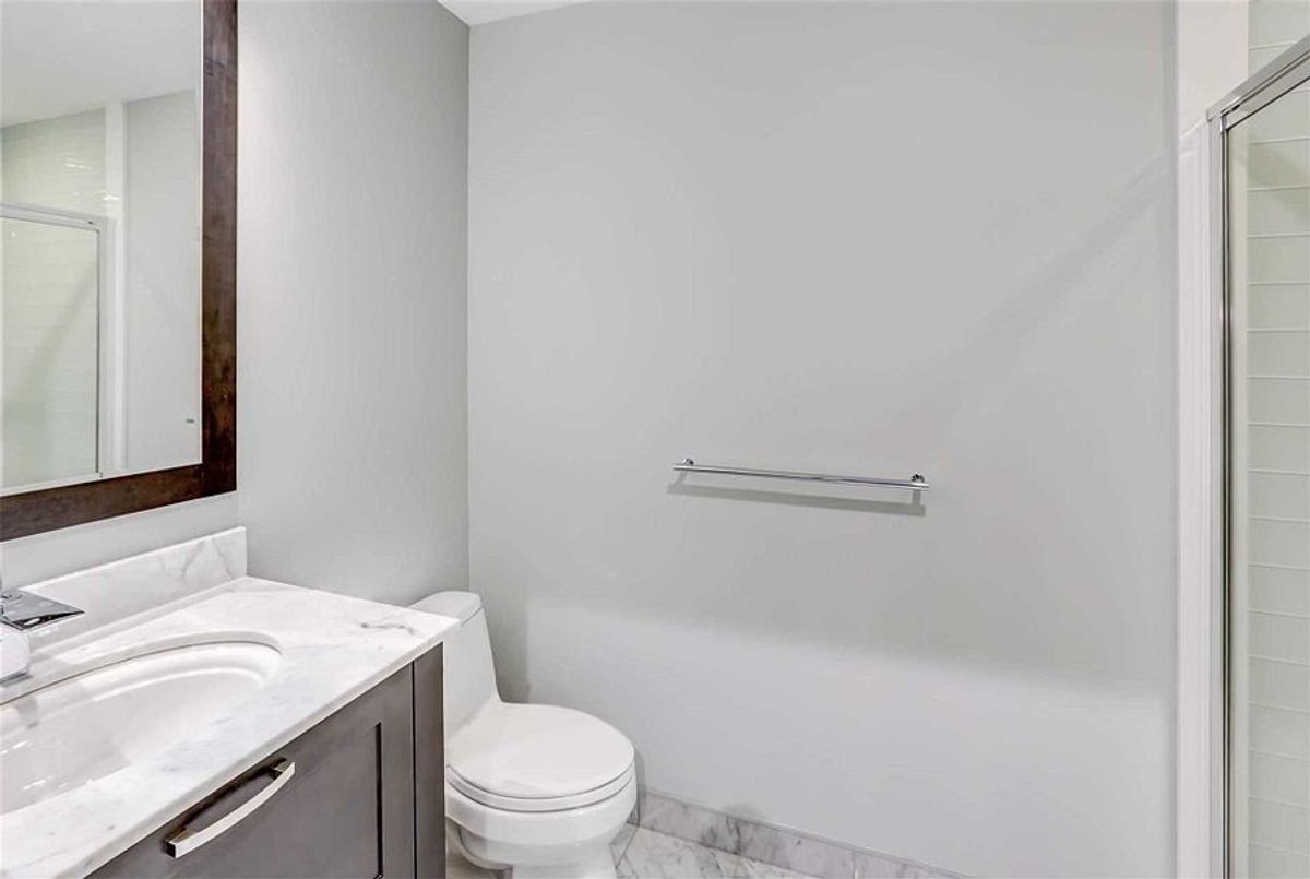 103-30 Old Mill Road 103-30 Old Mill Road Toronto W08