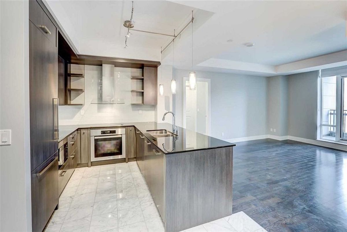 103-30 Old Mill Road 103-30 Old Mill Road Toronto W08