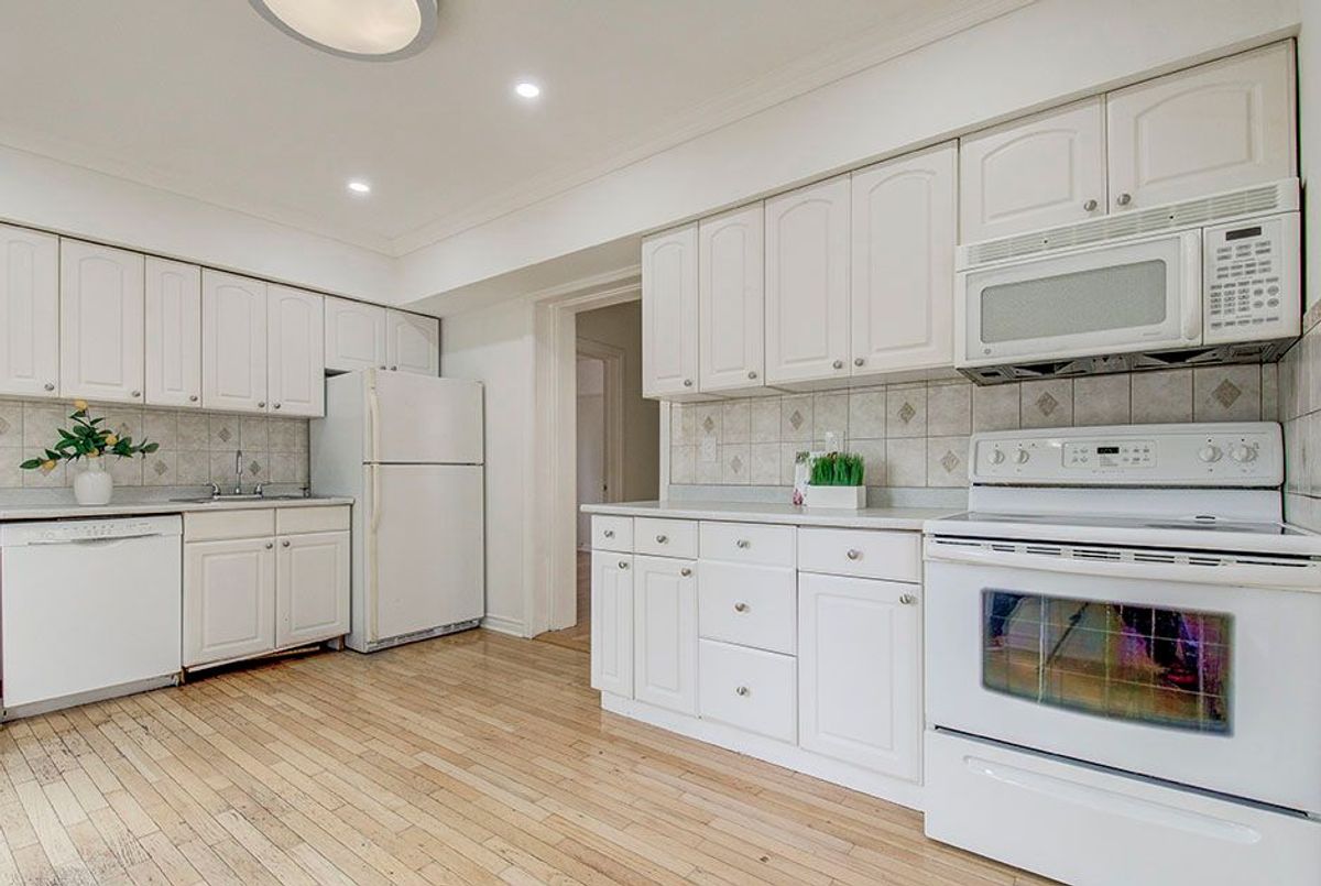 29 Roseland Drive 29 Roseland Drive Toronto W06