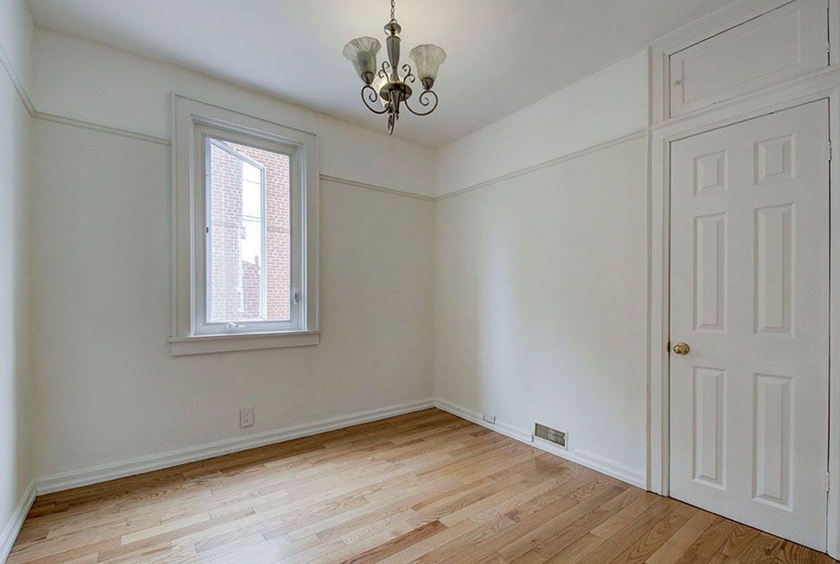 29 Roseland Drive 29 Roseland Drive Toronto W06