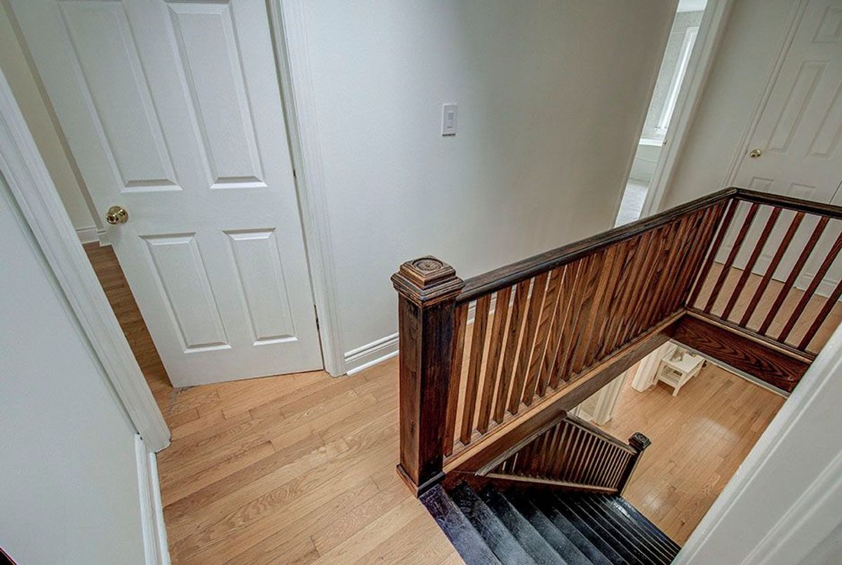 29 Roseland Drive 29 Roseland Drive Toronto W06