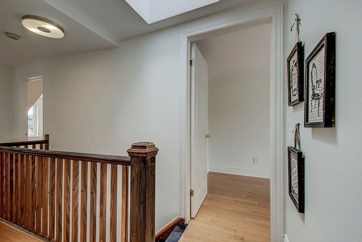 29 Roseland Drive 29 Roseland Drive Toronto W06