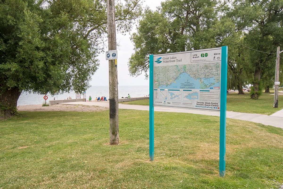 29 Roseland Drive 29 Roseland Drive Toronto W06