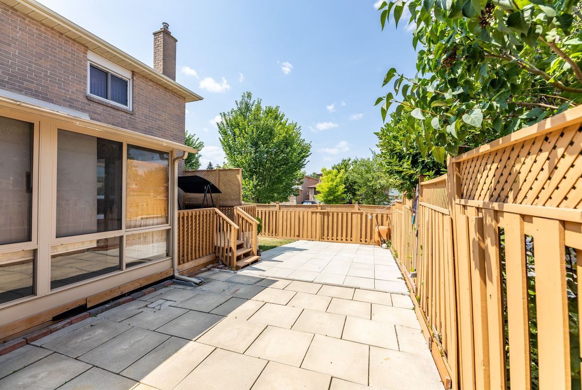 55 Atkins Circle 55 Atkins Circle Brampton