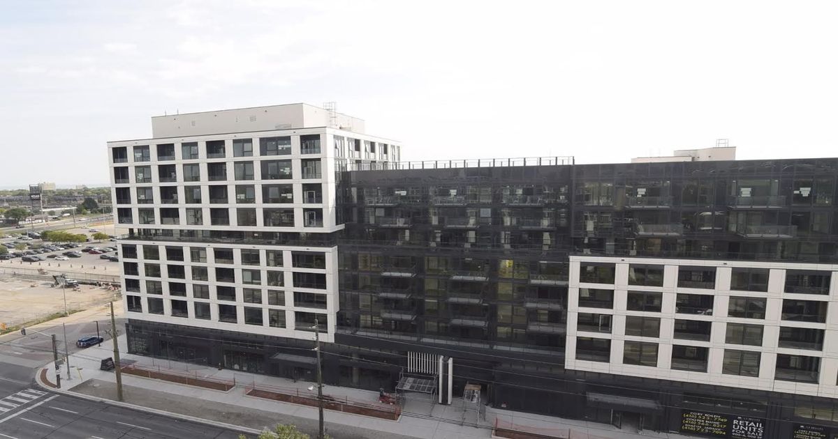 1001-1037 The Queensway N/A Toronto W08