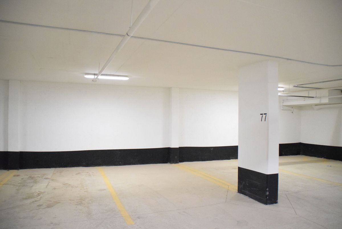 810-405 Dundas Street W 810-405 Dundas Street W Oakville