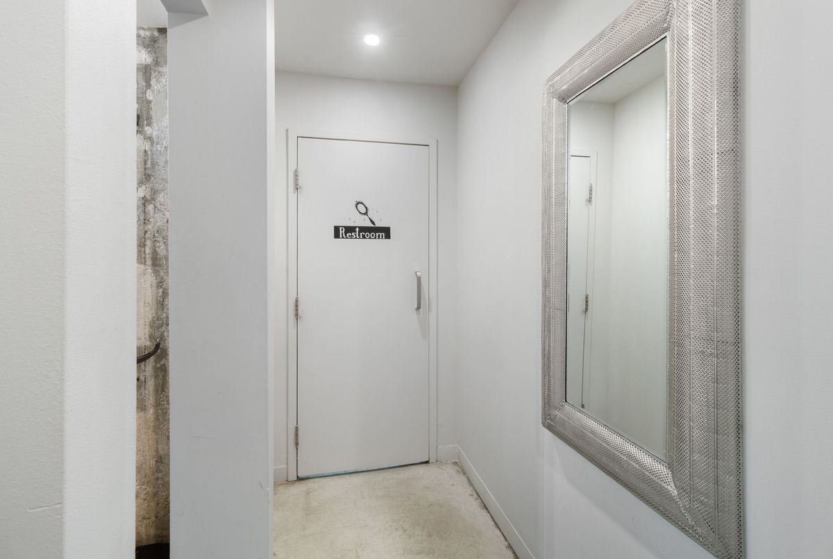 1610A Bloor Street W 1610A Bloor Street W Toronto W02