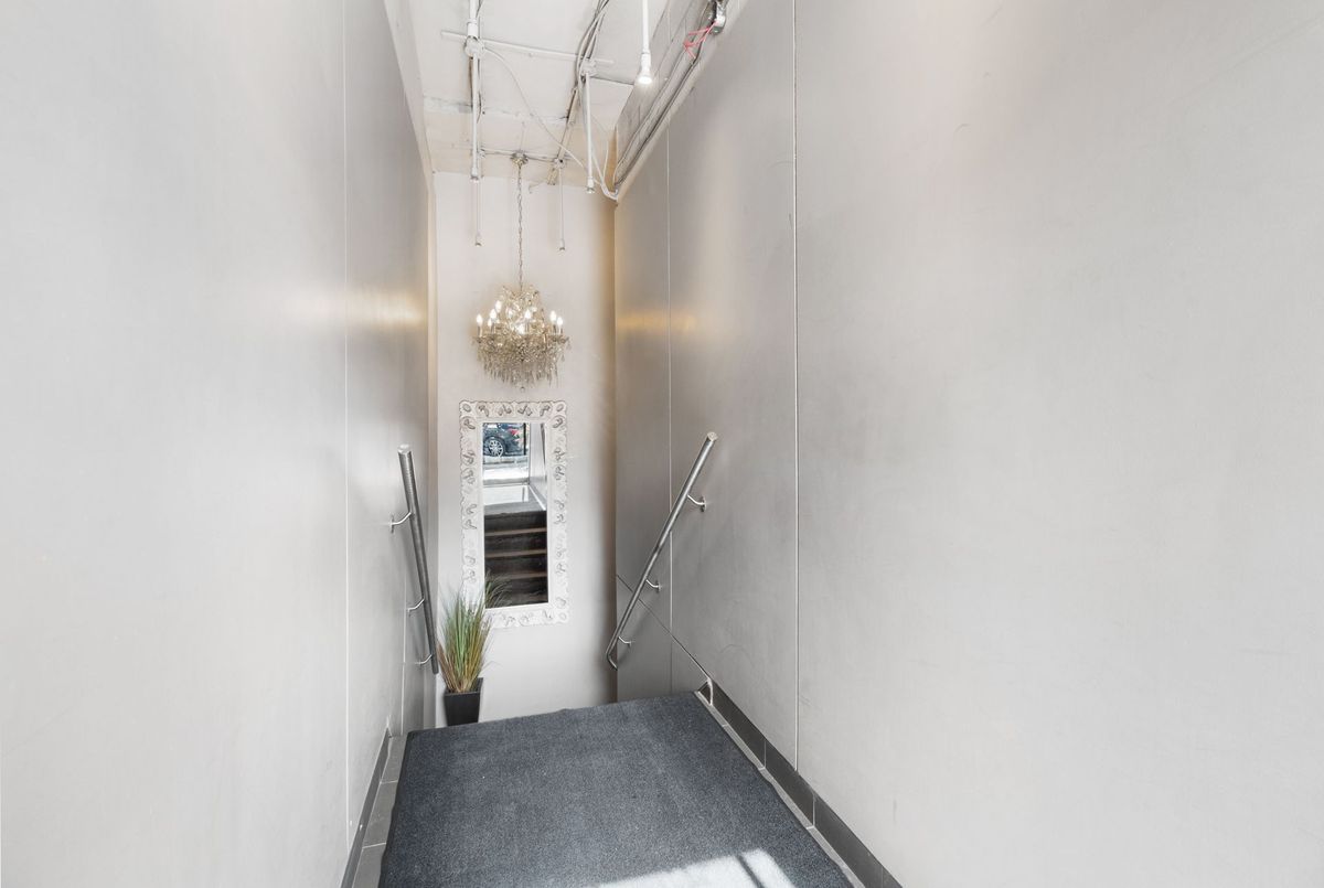 1610A Bloor Street W 1610A Bloor Street W Toronto W02