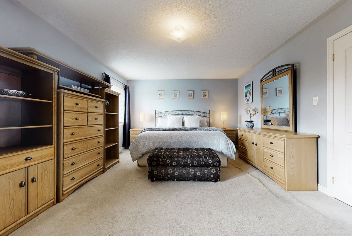 76 Cobblestone Court 76 Cobblestone Court Brampton