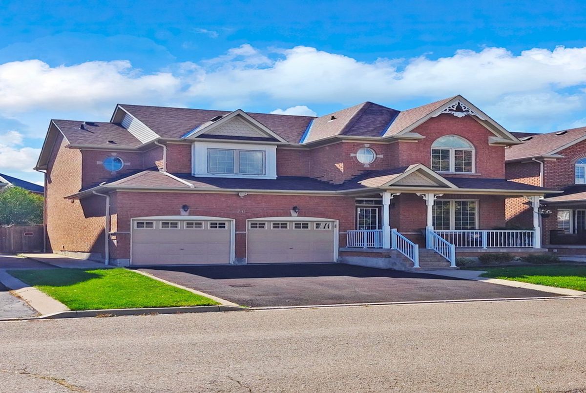 76 Cobblestone Court 76 Cobblestone Court Brampton