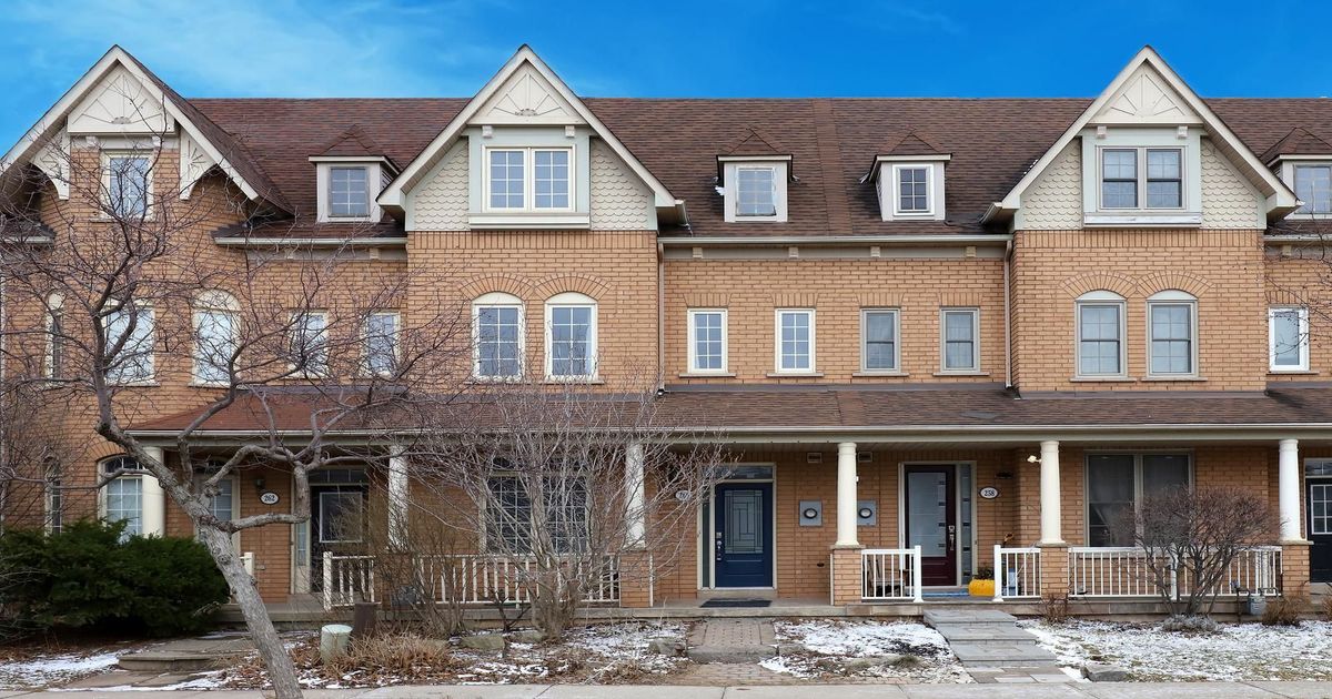 260 GLENASHTON Drive Oakville