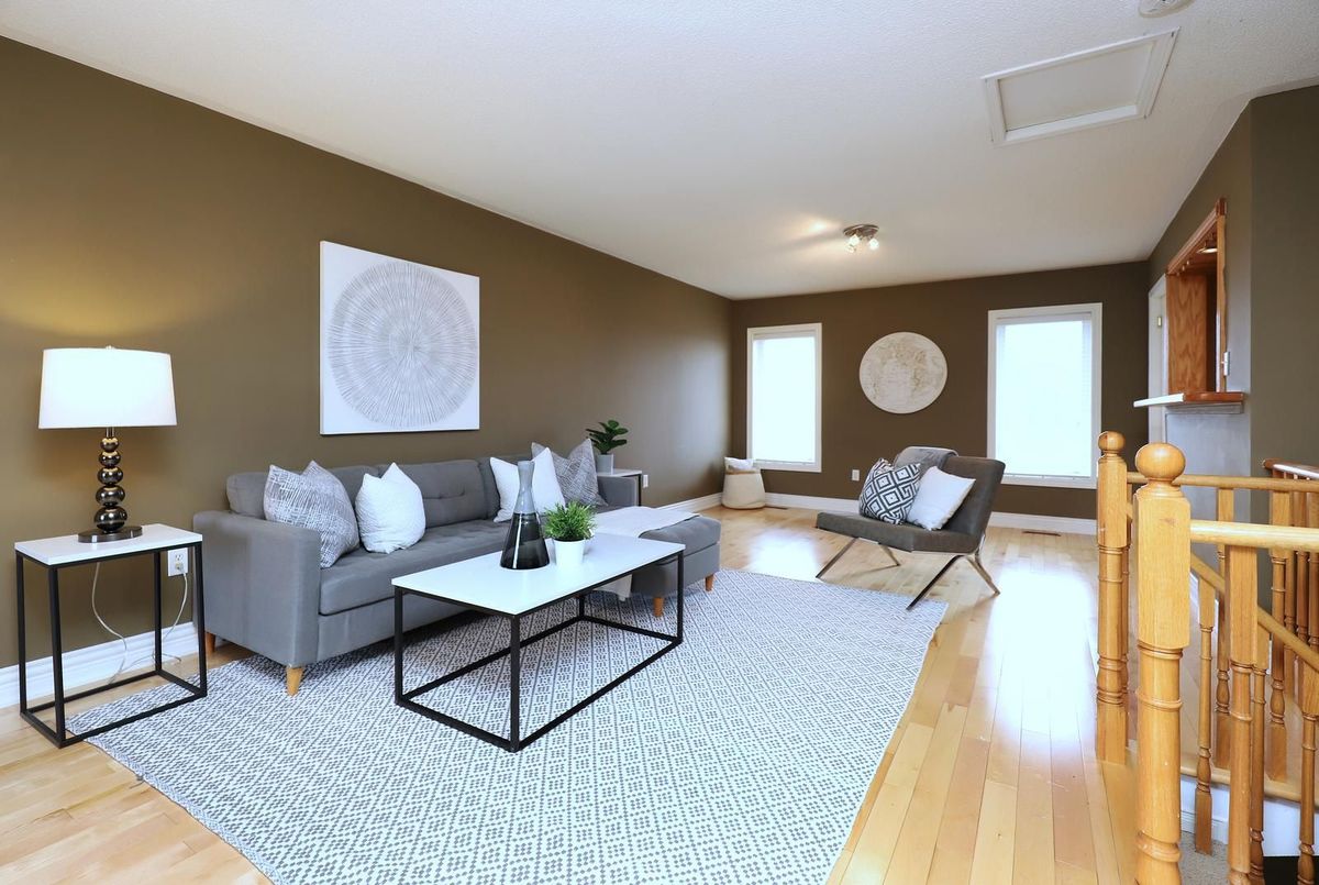 260 GLENASHTON Drive 260 GLENASHTON Drive Oakville