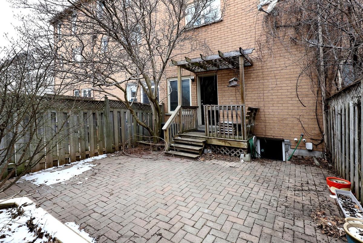 260 GLENASHTON Drive 260 GLENASHTON Drive Oakville