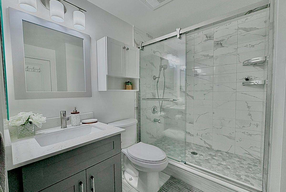 323-58 Marine Parade Drive 323-58 Marine Parade Drive Toronto W06