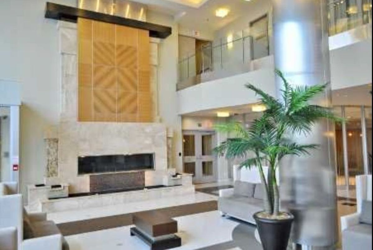 323-58 Marine Parade Drive 323-58 Marine Parade Drive Toronto W06