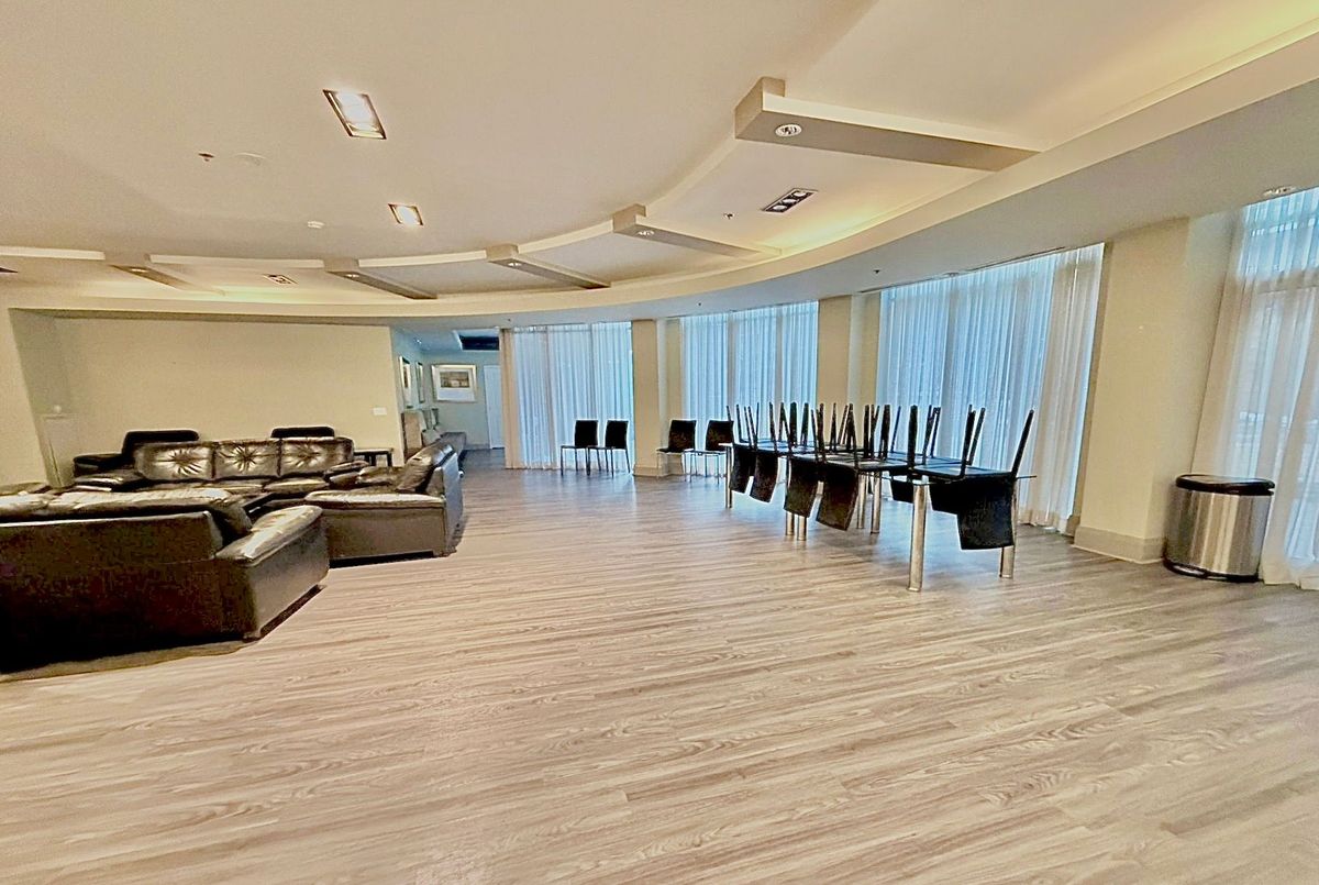 323-58 Marine Parade Drive 323-58 Marine Parade Drive Toronto W06