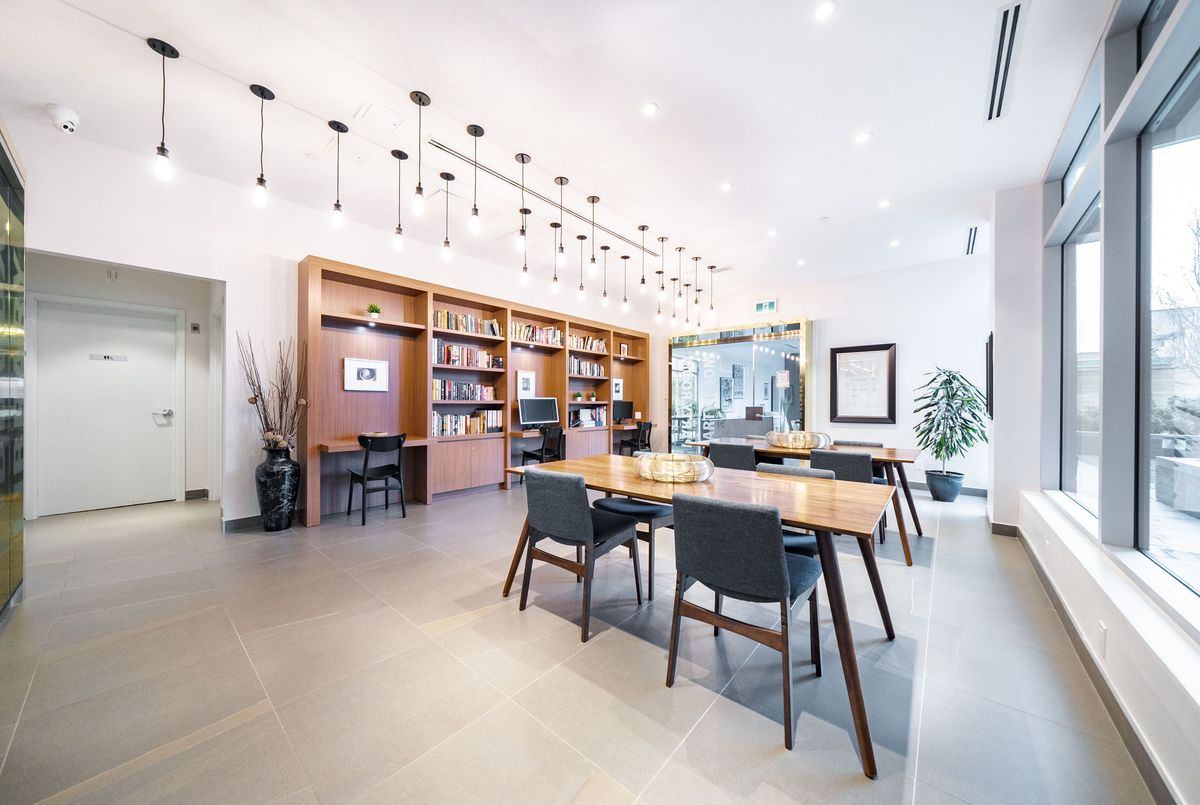 img-gallery