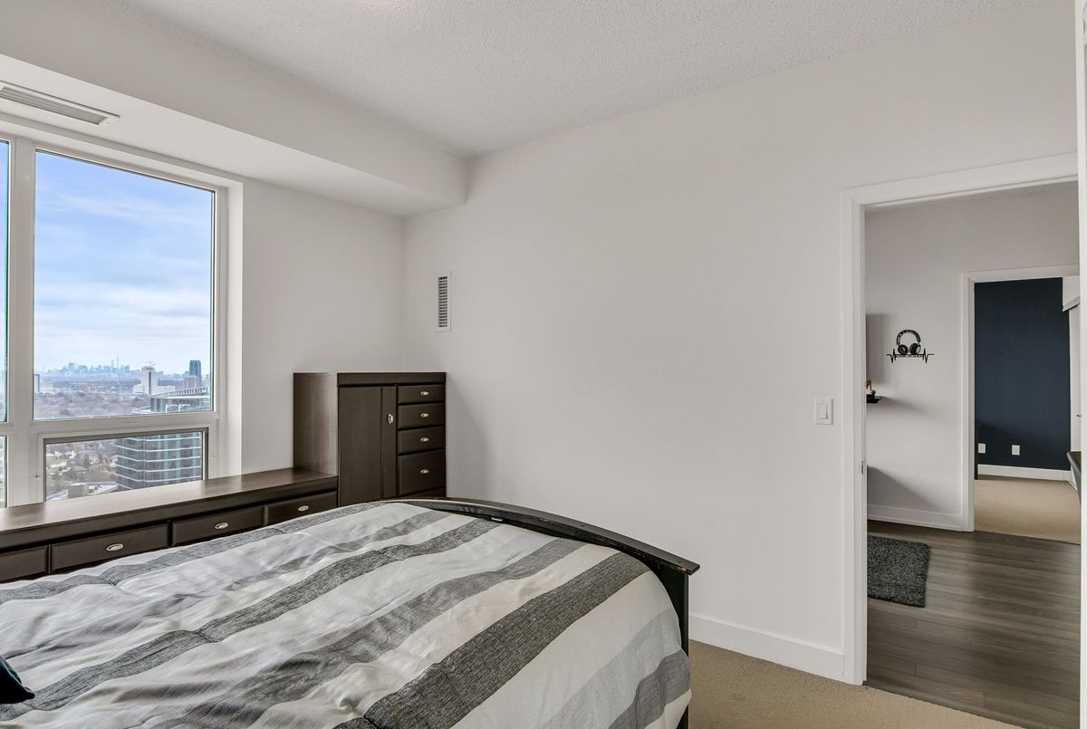 2625-2 Eva Road 2625-2 Eva Road Toronto W08