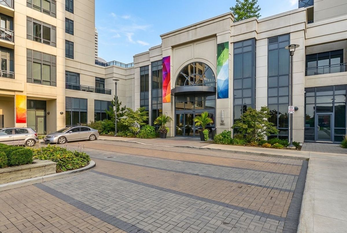 2625-2 Eva Road 2625-2 Eva Road Toronto W08