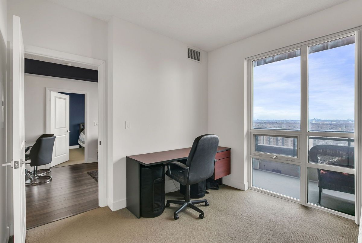 2625-2 Eva Road 2625-2 Eva Road Toronto W08