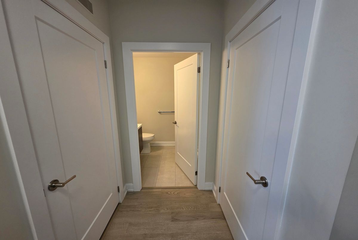 715-3220 William Coltson Avenue 715-3220 William Coltson Avenue Oakville
