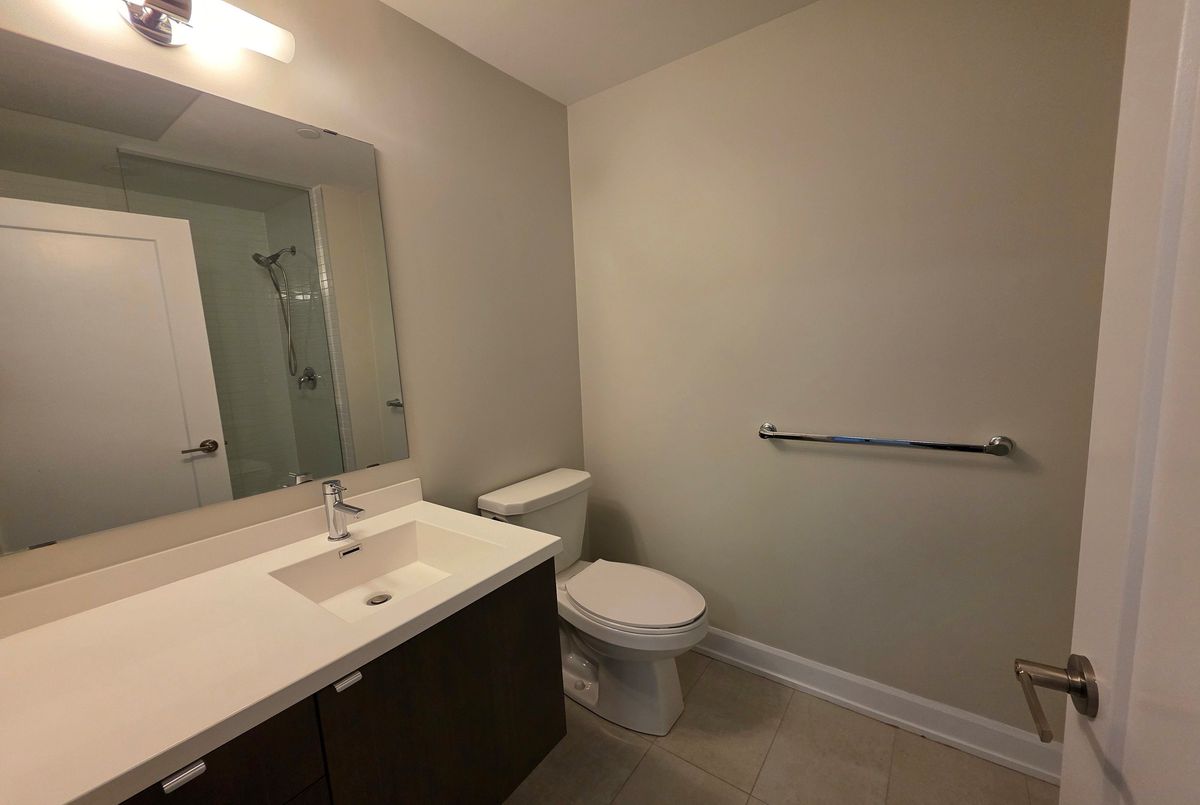 715-3220 William Coltson Avenue 715-3220 William Coltson Avenue Oakville