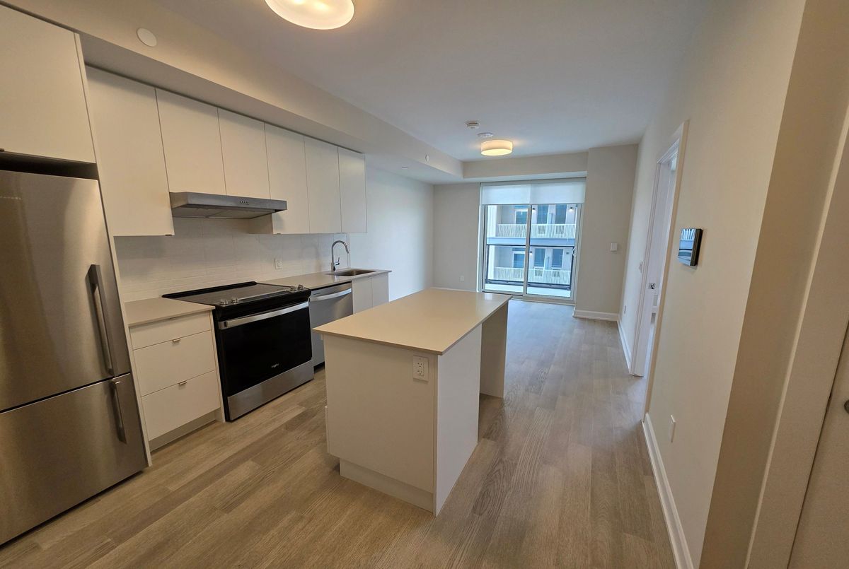 715-3220 William Coltson Avenue 715-3220 William Coltson Avenue Oakville