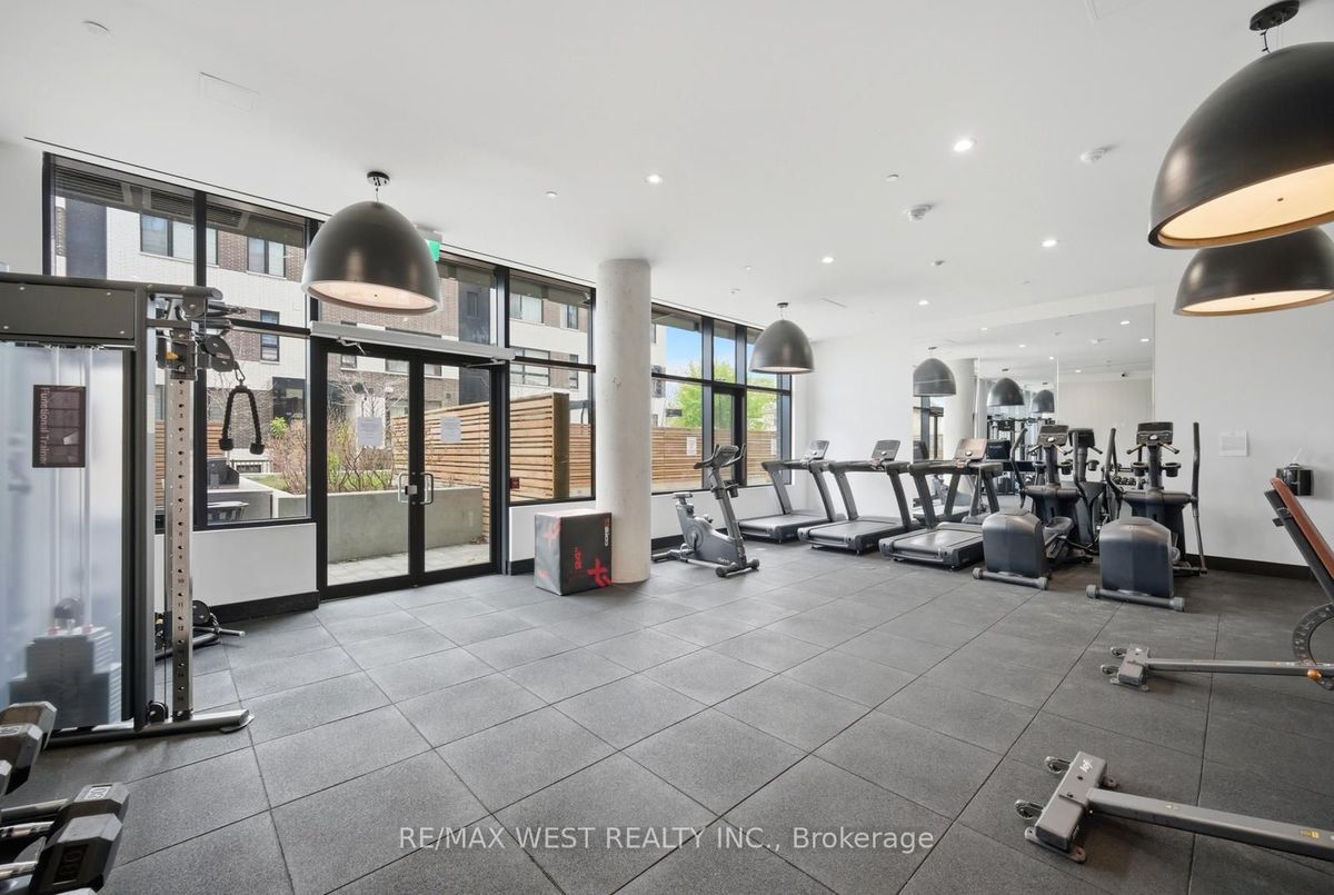 801-1808 St. Clair Avenue W 801-1808 St. Clair Avenue W Toronto W02