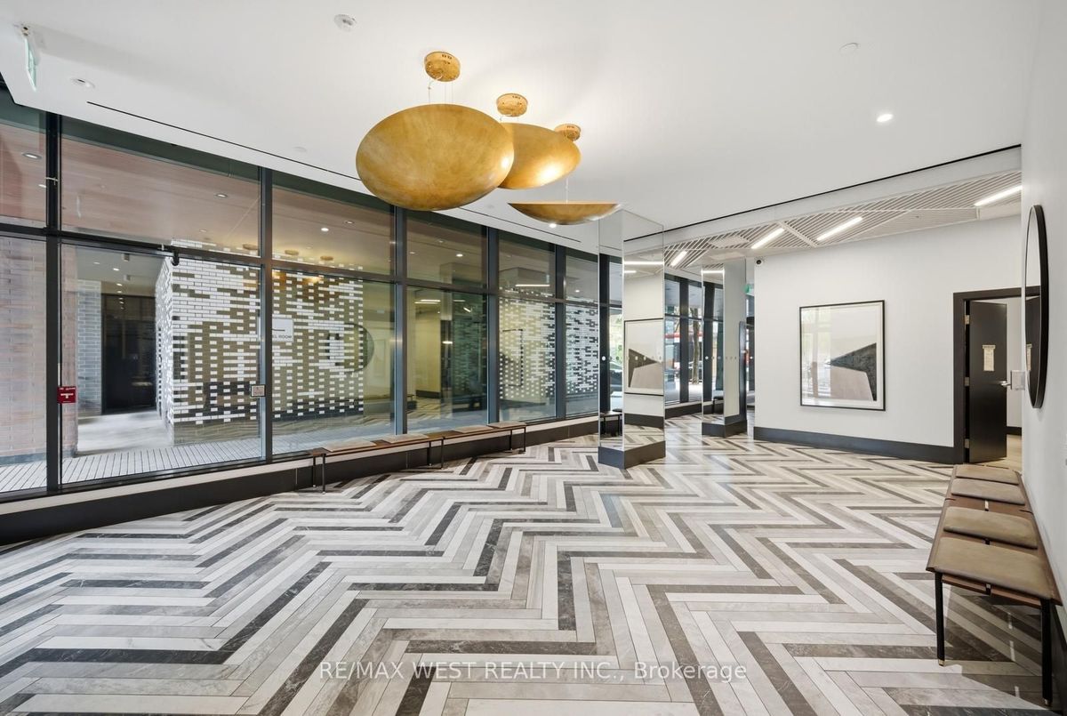 801-1808 St. Clair Avenue W 801-1808 St. Clair Avenue W Toronto W02
