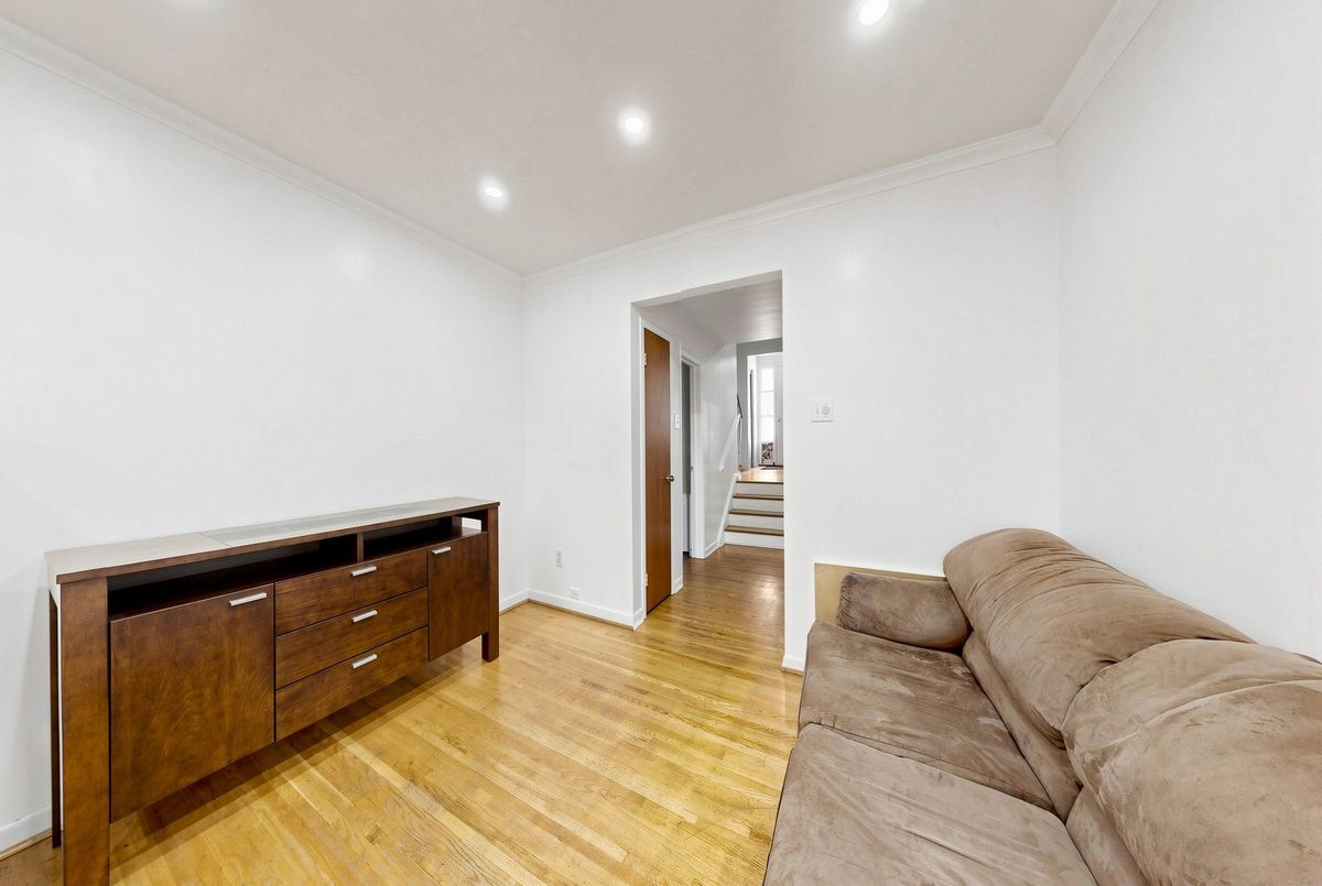 img-gallery