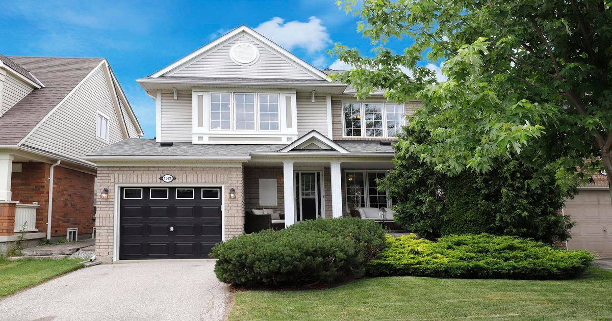 1521 Swann Crescent Milton