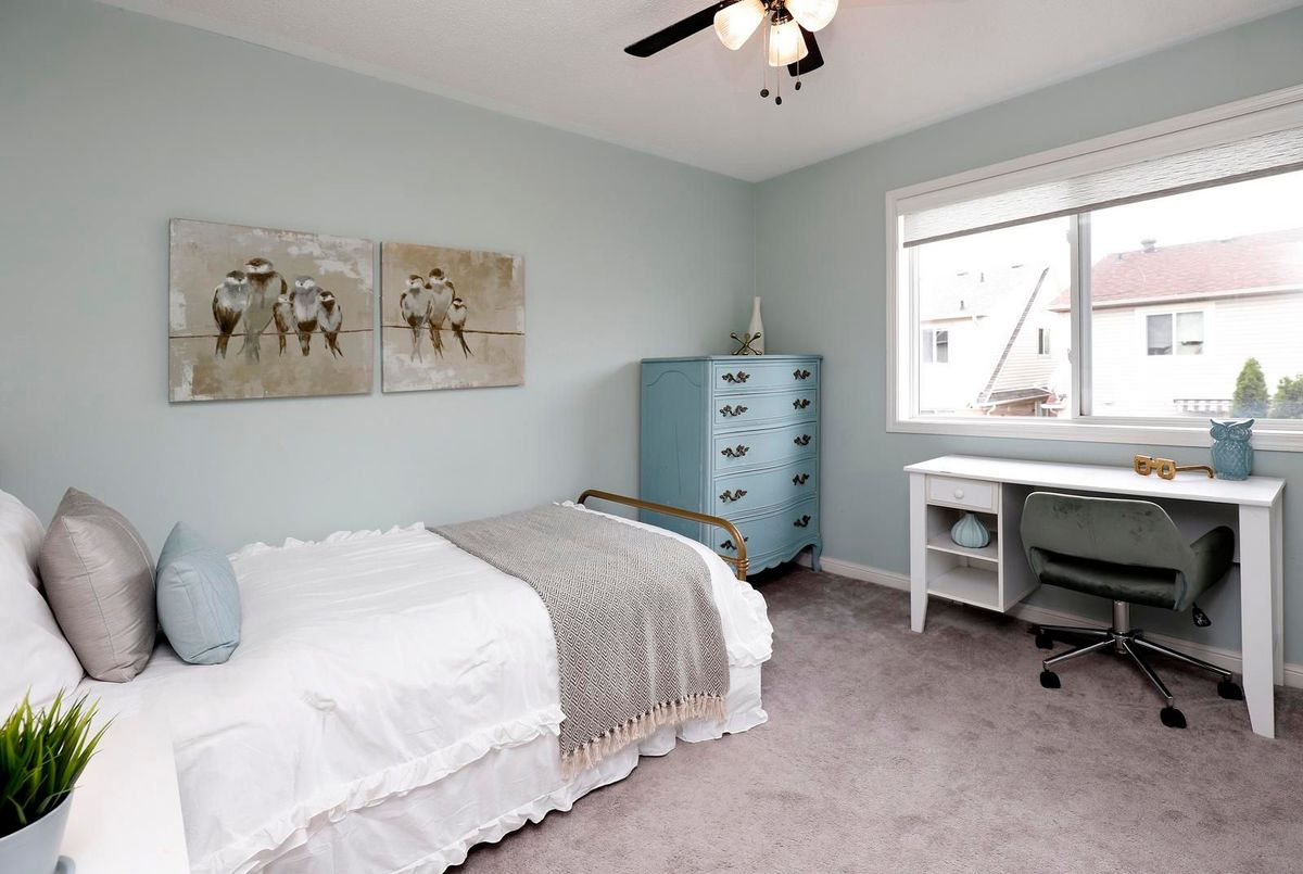 1521 Swann Crescent 1521 Swann Crescent Milton