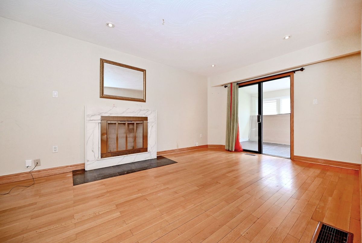 img-gallery