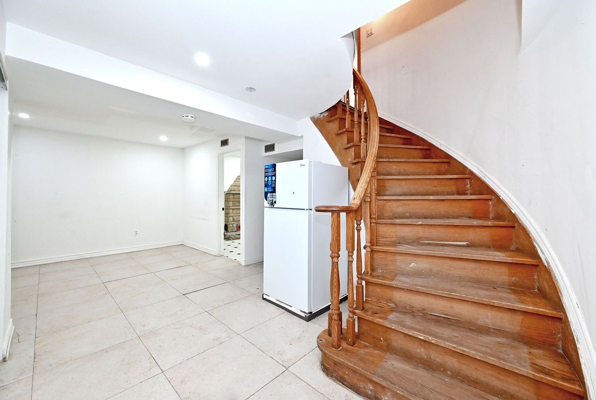 img-gallery