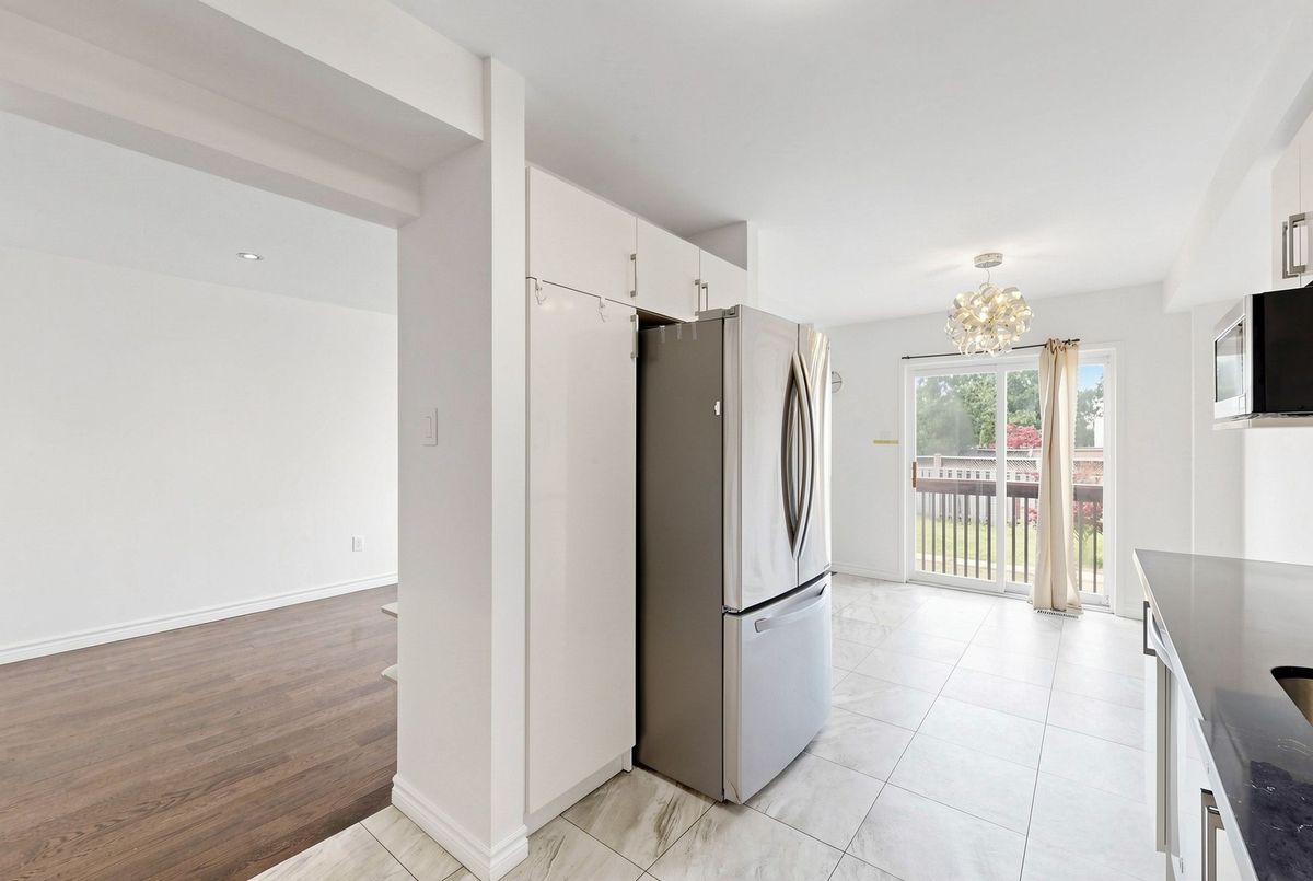 3077 Hawktail Crescent 3077 Hawktail Crescent Mississauga