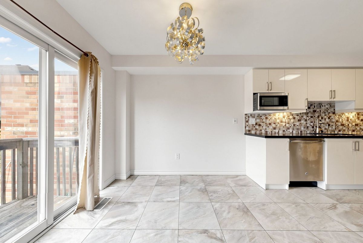 3077 Hawktail Crescent 3077 Hawktail Crescent Mississauga