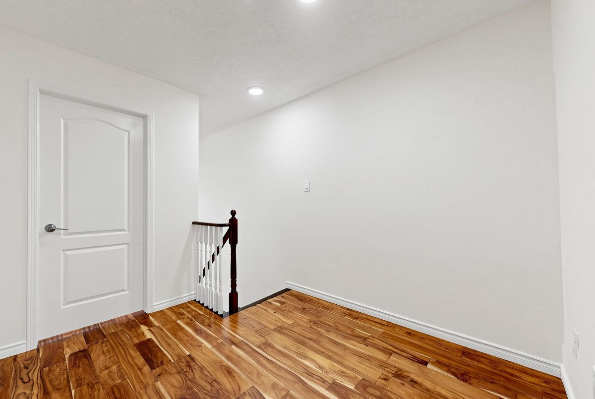 3077 Hawktail Crescent 3077 Hawktail Crescent Mississauga