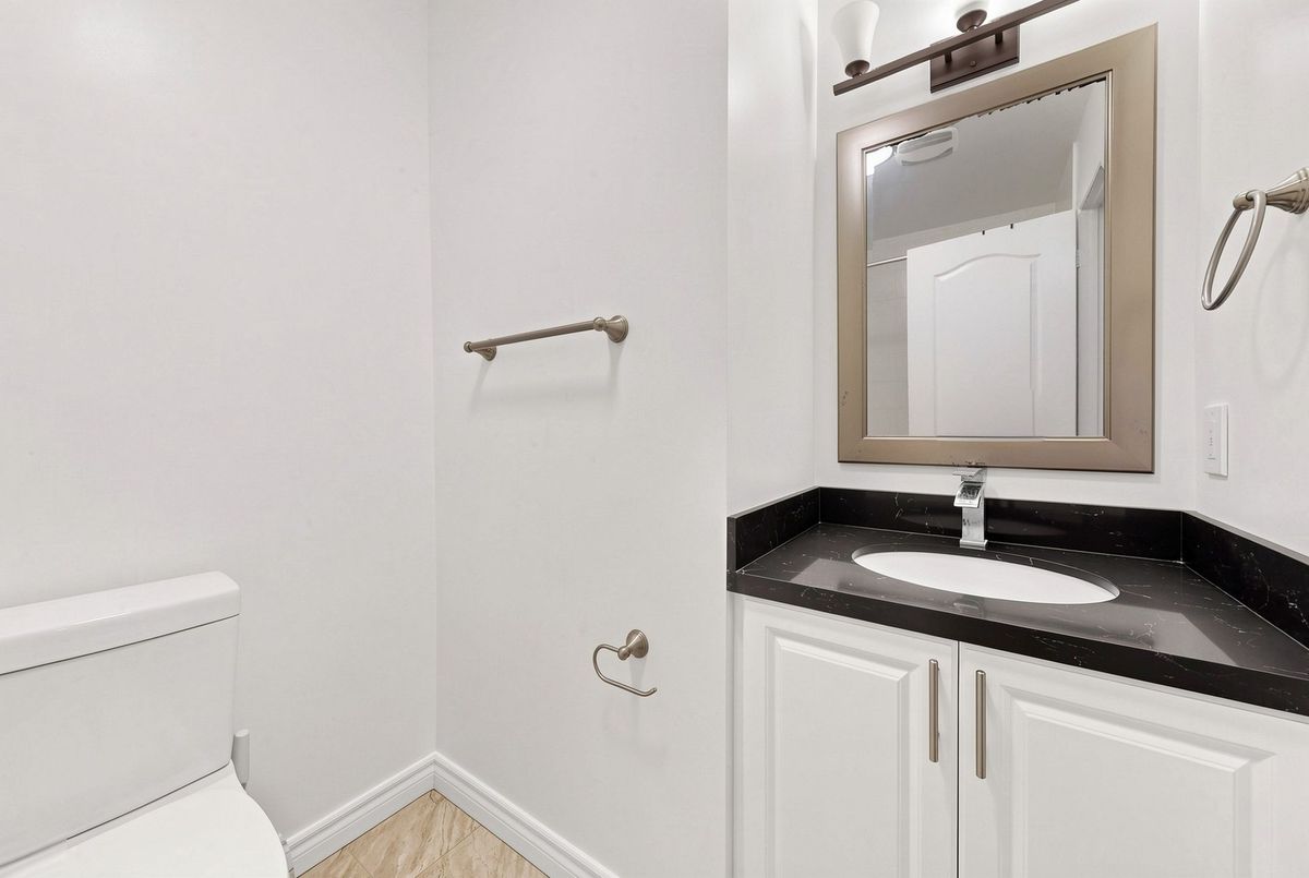 3077 Hawktail Crescent 3077 Hawktail Crescent Mississauga