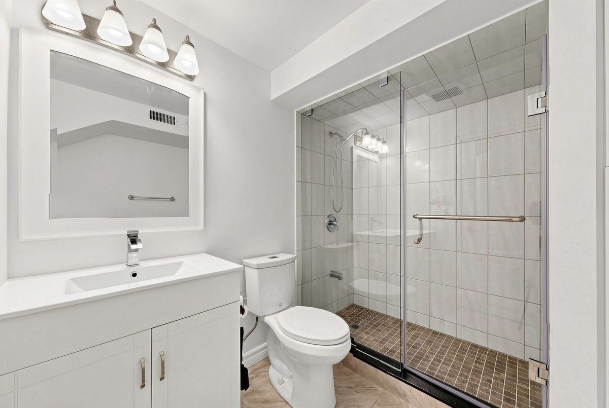 3077 Hawktail Crescent 3077 Hawktail Crescent Mississauga