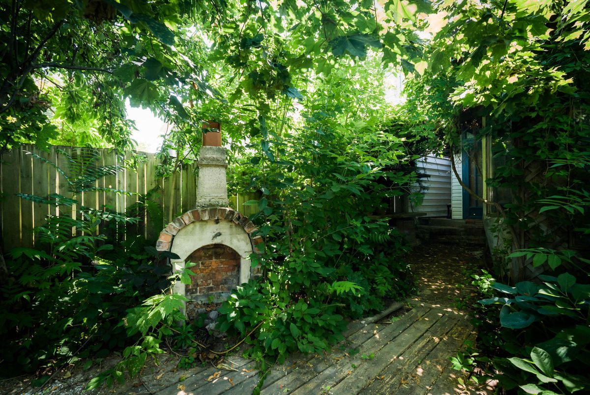204 Yarmouth Road 204 Yarmouth Road Toronto W02
