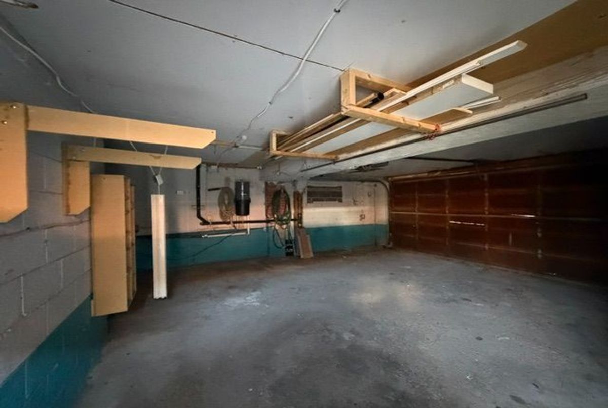 img-gallery