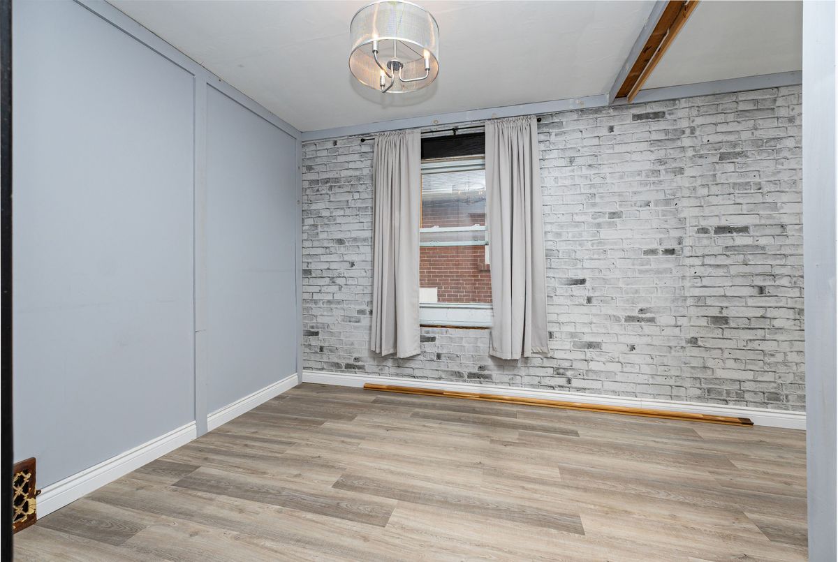 img-gallery