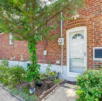 Residential Freehold 441 Rimilton Avenue Toronto For {
  "AboveGradeFinishedArea": 0,
  "AboveGradeFinishedAreaSource": "",
  "AboveGradeFinishedAreaUnits": "",
  "Acreage": "50-99.99",
  "Active": true,
  "Address": "441 Rimilton Avenue",
  "AirConditioning": "Central Air",
  "AirConditioningYN": false,
  "Amps": "",
  "Appliances": "",
  "ApproxAge": "",
  "ApproxSquareFootage": "700-1100",
  "Area": "Toronto",
  "AssessmentYear": "",
  "AssignmentYN": false,
  "AssociationAmenities": "",
  "AssociationFee": "",
  "AssociationFeeIncludes": "",
  "AssociationName": "",
  "AssociationYN": false,
  "Balcony": "",
  "Basement": "Finished, Full, Separate Entrance",
  "BasementYN": false,
  "BathroomsFull": 0,
  "BathroomsHalf": 0,
  "Bedrooms": 2,
  "BedroomsDisplay": "2+1",
  "BedroomsPlus": 1,
  "BedroomsTotal": 3,
  "BelowGradeFinishedArea": 0,
  "BelowGradeFinishedAreaSource": "",
  "BelowGradeFinishedAreaUnits": "",
  "Board": "Toronto Regional Real Estate Board",
  "BuilderName": "",
  "BuildingAreaTotal": "",
  "BuildingAreaUnits": "",
  "BuildingName": "",
  "BusinessName": "",
  "BusinessType": "",
  "BuyerAgencyCompensation": "2.5%",
  "BuyerAgencyCompensationType": "",
  "BuyerAgentAOR": "",
  "BuyerAgentEmail": "",
  "BuyerAgentFullName": "",
  "BuyerAgentId": "",
  "BuyerAgentMlsId": "",
  "BuyerAgentPhone": "",
  "BuyerOfficeId": "",
  "BuyerOfficeMlsId": "",
  "BuyerOfficeName": "",
  "BuyerOfficePhone": "",
  "CarportSpaces": 0,
  "Category": "MLS",
  "ChattelsYN": false,
  "City": "Toronto W06",
  "ClassSearch": "Residential",
  "ClosedDate": "0001-01-01T00:00:00",
  "CoListAgentDesignation": "",
  "CoListAgentEmail": "",
  "CoListAgentID": "",
  "CoListAgentMLSID": "",
  "CoListAgentName": "",
  "CoListAgentPhone": "",
  "CoListOfficeID": "248502",
  "CoListOfficeMLSID": "248502",
  "CoListOfficeName": "CENTURY 21 HERITAGE GROUP LTD.",
  "CommercialCondoFee": "",
  "CommercialCondoFeeFrequency": "",
  "CommercialCondoFees": "",
  "Commission": "2.5%",
  "Community": "Alderwood",
  "CommunityFeatures": "",
  "Condition": "",
  "ConditionalExpiryDate": "0001-01-01T00:00:00",
  "ConditionOfSale": "",
  "CondoCorpNumber": "",
  "ConsentToAdvertiseYN": false,
  "ConstructionMaterials": "Brick",
  "ContactAfterExpiryYN": false,
  "ContractDate": "2026-09-30T00:00:00",
  "Cooling": "Central Air",
  "CoolingYN": false,
  "Country": "CA",
  "CoverPhoto": "https://media.remarketer.ca/PROPTX/W13845510-1.jpg?tr=di-propertynoimage_pj5ksb5iM,f-jpg,q-90",
  "CrossStreet": "Corner of Alderbrae / Rimilton",
  "DaysOnMarket": 0,
  "DepositRequired": "",
  "Directions": "Corner of Alderbrae / Rimilton",
  "Disclosures": "",
  "DisplayAddress": "441 Rimilton Avenue",
  "DisplayAddressYN": true,
  "DistributeToInternetYN": true,
  "Drive": "",
  "Electric": "Yes",
  "ElectricExpense": "",
  "ElectricOnPropertyYN": false,
  "ElectricYN": true,
  "ElementarySchool": "",
  "ElevatorYN": false,
  "Exclusions": "",
  "Expenses": "",
  "ExpiryDate": "2026-11-30T00:00:00",
  "Exposure": "",
  "Exterior": "",
  "ExteriorFeatures": "",
  "Extras": "",
  "FamilyRoom": "",
  "FireplaceTotal": 0,
  "FireplaceYN": false,
  "Flooring": "",
  "FloorPlans": "",
  "FoundationDetails": "Concrete Block",
  "Franchise": "",
  "FranchiseYN": false,
  "FurnishedYN": false,
  "GarageSpaces": 1,
  "GarageType": "Detached",
  "GarageYN": true,
  "GasYN": true,
  "Geometry": {
    "lat": 43.6047,
    "lon": -79.5418
  },
  "GymYN": false,
  "HeatingYN": false,
  "HeatSource": "Gas",
  "HeatType": "Forced Air",
  "HighSchool": "",
  "HoldoverDays": "60",
  "id": "W13845510_PROPTX",
  "IDX": "Y",
  "IDXYN": true,
  "Inclusions": "Fridge ,Built In Dishwasher, Washer And Dryer, Basement Fridge, All Electrical Fixtures , Wall Mounted Television In Basement, Gas Stove / Oven ,Countertop Electric Stove In The Basement",
  "InteriorFeatures": "Primary Bedroom - Main Floor",
  "Kitchens": 2,
  "KitchensPlus": 0,
  "LandLeaseAmount": "",
  "LandLeaseYN": false,
  "LastStatus": "New",
  "Latitude": 43.6047,
  "LaundryFeatures": "",
  "LaundryLevel": "",
  "Lease": "",
  "LeaseAgreement": "",
  "LeaseAgreementYN": false,
  "LeaseFrequency": "",
  "LeaseTerm": "",
  "LegalDescription": "",
  "Level": "",
  "ListAgentDesignation": "",
  "ListAgentEmail": "",
  "ListAgentID": "9550228",
  "ListAgentMLSID": "9550228",
  "ListAgentName": "HORST SCHEDDIN, ASA, Salesperson",
  "ListAgentPhone": "",
  "ListAOR": "Toronto Regional Real Estate Board",
  "ListBrokerage": "CENTURY 21 HERITAGE GROUP LTD.",
  "ListingEntryDate": "2026-09-30T20:12:53",
  "ListingId": "W13845510",
  "ListingKey": "W13845510",
  "ListOfficeID": "248502",
  "ListOfficeMLSID": "248502",
  "ListOfficePhone": "",
  "ListPrice": 940000,
  "ListPricePerUnit": 0,
  "ListPriceUnit": "",
  "LivingArea": "700-1100",
  "LivingAreaSource": "",
  "LivingAreaUnits": "",
  "Locker": "",
  "Longitude": -79.5418,
  "LotDepth": 125.44,
  "LotFeatures": "",
  "LotFront": 25.55,
  "LotIrregularities": "",
  "LotShape": "Rectangular",
  "LotSizeArea": "",
  "LotSizeAreaUnits": "",
  "LotSizeCode": "Feet",
  "LotSizeDimensions": "",
  "Maintenance": "",
  "Media": [
    {
      "id": "fb35925c-752f-4667-be69-afdb7d3cd30c-nw_PROPTX",
      "ListingId": "W13845510",
      "ListingKey": "W13845510",
      "MediaId": "fb35925c-752f-4667-be69-afdb7d3cd30c-nw",
      "ModificationTimestamp": "2026-09-30T20:12:53",
      "MediaOrder": 1,
      "Active": true,
      "MediaSize": "",
      "ResourceName": "Property",
      "ClassName": "ResidentialFree",
      "MediaDescription": "",
      "PreferredPhotoYN": true,
      "WaterMarkYN": false,
      "MediaName": "",
      "MediaCategory": "Photo",
      "MediaHTML": "",
      "MediaType": "image/jpeg",
      "MediaUrl": "https://trreb-image.ampre.ca/aHBx7FHVSRy9IjN2SODHKOHbRpA7ZKW8SI71KtvCDQQ/rs:fit:3840:3840/L3RycmViL2xpc3RpbmdzLzQ0LzYyLzE5LzU2L3AvYjVhYmM0YjQtMjVjOC00NGMxLThmZjEtZDRjMmQ0Y2YzZDlkLmpwZw.jpg",
      "MediaWidth": "2000",
      "MediaHeight": "1332",
      "MediaStatus": "Active",
      "Source": "PROPTX",
      "OriginatingSystemName": "",
      "RTimestampSql": "2026-09-30T20:20:29.937"
    },
    {
      "id": "09483e92-ffb0-43a6-8b33-f8fb3613f5dc-nw_PROPTX",
      "ListingId": "W13845510",
      "ListingKey": "W13845510",
      "MediaId": "09483e92-ffb0-43a6-8b33-f8fb3613f5dc-nw",
      "ModificationTimestamp": "2026-09-30T20:12:53",
      "MediaOrder": 2,
      "Active": true,
      "MediaSize": "",
      "ResourceName": "Property",
      "ClassName": "ResidentialFree",
      "MediaDescription": "",
      "PreferredPhotoYN": false,
      "WaterMarkYN": false,
      "MediaName": "",
      "MediaCategory": "Photo",
      "MediaHTML": "",
      "MediaType": "image/jpeg",
      "MediaUrl": "https://trreb-image.ampre.ca/NAYoiVVRJYs40mPPqiFyPEb3lwZHFWDKf-5be9892aQ/rs:fit:3840:3840/L3RycmViL2xpc3RpbmdzLzQ0LzYyLzE5LzU2L3AvYjRmYTFjZjEtYWJiYS00MjNjLWJhNjctNWYwYWFjODViNDdjLmpwZw.jpg",
      "MediaWidth": "2000",
      "MediaHeight": "1332",
      "MediaStatus": "Active",
      "Source": "PROPTX",
      "OriginatingSystemName": "",
      "RTimestampSql": "2026-09-30T20:20:29.347"
    },
    {
      "id": "c99b0720-9270-4bdc-b00c-fb48ea18ab0e-nw_PROPTX",
      "ListingId": "W13845510",
      "ListingKey": "W13845510",
      "MediaId": "c99b0720-9270-4bdc-b00c-fb48ea18ab0e-nw",
      "ModificationTimestamp": "2026-09-30T20:12:53",
      "MediaOrder": 3,
      "Active": true,
      "MediaSize": "",
      "ResourceName": "Property",
      "ClassName": "ResidentialFree",
      "MediaDescription": "",
      "PreferredPhotoYN": false,
      "WaterMarkYN": false,
      "MediaName": "",
      "MediaCategory": "Photo",
      "MediaHTML": "",
      "MediaType": "image/jpeg",
      "MediaUrl": "https://trreb-image.ampre.ca/g-LRrGt73DeK6_qqZ1cCoHhdggal75OGO3iVaWkHpic/rs:fit:3840:3840/L3RycmViL2xpc3RpbmdzLzQ0LzYyLzE5LzU2L3AvZGUyMTM1NDMtMzI3MS00NWIxLTg0NDEtMjExYjVlYjNjNGIwLmpwZw.jpg",
      "MediaWidth": "2000",
      "MediaHeight": "1333",
      "MediaStatus": "Active",
      "Source": "PROPTX",
      "OriginatingSystemName": "",
      "RTimestampSql": "2026-09-30T20:20:29.777"
    },
    {
      "id": "c18b336e-4b72-48c2-afbb-4adb423d5ef0-nw_PROPTX",
      "ListingId": "W13845510",
      "ListingKey": "W13845510",
      "MediaId": "c18b336e-4b72-48c2-afbb-4adb423d5ef0-nw",
      "ModificationTimestamp": "2026-09-30T20:12:53",
      "MediaOrder": 4,
      "Active": true,
      "MediaSize": "",
      "ResourceName": "Property",
      "ClassName": "ResidentialFree",
      "MediaDescription": "",
      "PreferredPhotoYN": false,
      "WaterMarkYN": false,
      "MediaName": "",
      "MediaCategory": "Photo",
      "MediaHTML": "",
      "MediaType": "image/jpeg",
      "MediaUrl": "https://trreb-image.ampre.ca/RD49zJLPZjfiaYTHP9N5UL5uUZLrObkKa4JXJPhCMMU/rs:fit:3840:3840/L3RycmViL2xpc3RpbmdzLzQ0LzYyLzE5LzU2L3AvNjFiOTdhN2QtOGJiMy00N2QxLTk1ZWEtYTExNjYxY2Q2MjA4LmpwZw.jpg",
      "MediaWidth": "2000",
      "MediaHeight": "1332",
      "MediaStatus": "Active",
      "Source": "PROPTX",
      "OriginatingSystemName": "",
      "RTimestampSql": "2026-09-30T20:20:29.717"
    },
    {
      "id": "9d1f2ea2-14c0-456c-ba1c-5ba77e674547-nw_PROPTX",
      "ListingId": "W13845510",
      "ListingKey": "W13845510",
      "MediaId": "9d1f2ea2-14c0-456c-ba1c-5ba77e674547-nw",
      "ModificationTimestamp": "2026-09-30T20:12:53",
      "MediaOrder": 5,
      "Active": true,
      "MediaSize": "",
      "ResourceName": "Property",
      "ClassName": "ResidentialFree",
      "MediaDescription": "",
      "PreferredPhotoYN": false,
      "WaterMarkYN": false,
      "MediaName": "",
      "MediaCategory": "Photo",
      "MediaHTML": "",
      "MediaType": "image/jpeg",
      "MediaUrl": "https://trreb-image.ampre.ca/boVn9qctPM4sNeAUtxEVd4LlHuVy5D0847LmXUylFak/rs:fit:3840:3840/L3RycmViL2xpc3RpbmdzLzQ0LzYyLzE5LzU2L3AvOTE0YjFmOTktMTc5NC00ODk5LTk4MmItMWNjNjczMDJmYTFiLmpwZw.jpg",
      "MediaWidth": "2000",
      "MediaHeight": "1333",
      "MediaStatus": "Active",
      "Source": "PROPTX",
      "OriginatingSystemName": "",
      "RTimestampSql": "2026-09-30T20:20:29.633"
    },
    {
      "id": "24c698b2-c305-43e7-8d9b-4214e55274f6-nw_PROPTX",
      "ListingId": "W13845510",
      "ListingKey": "W13845510",
      "MediaId": "24c698b2-c305-43e7-8d9b-4214e55274f6-nw",
      "ModificationTimestamp": "2026-09-30T20:12:53",
      "MediaOrder": 6,
      "Active": true,
      "MediaSize": "",
      "ResourceName": "Property",
      "ClassName": "ResidentialFree",
      "MediaDescription": "",
      "PreferredPhotoYN": false,
      "WaterMarkYN": false,
      "MediaName": "",
      "MediaCategory": "Photo",
      "MediaHTML": "",
      "MediaType": "image/jpeg",
      "MediaUrl": "https://trreb-image.ampre.ca/rUfKwYkquKTz8pCQkRlUXv3uCyPJUIw-UJhMGr7Puas/rs:fit:3840:3840/L3RycmViL2xpc3RpbmdzLzQ0LzYyLzE5LzU2L3AvMDE3NTJhYmYtNmNkOS00ZTFmLWJhZGEtZGMxYWJhNzY3ZjU0LmpwZw.jpg",
      "MediaWidth": "2000",
      "MediaHeight": "1332",
      "MediaStatus": "Active",
      "Source": "PROPTX",
      "OriginatingSystemName": "",
      "RTimestampSql": "2026-09-30T20:20:29.4"
    },
    {
      "id": "f128c412-fbc3-4d88-8856-1656d3d89139-nw_PROPTX",
      "ListingId": "W13845510",
      "ListingKey": "W13845510",
      "MediaId": "f128c412-fbc3-4d88-8856-1656d3d89139-nw",
      "ModificationTimestamp": "2026-09-30T20:12:53",
      "MediaOrder": 7,
      "Active": true,
      "MediaSize": "",
      "ResourceName": "Property",
      "ClassName": "ResidentialFree",
      "MediaDescription": "",
      "PreferredPhotoYN": false,
      "WaterMarkYN": false,
      "MediaName": "",
      "MediaCategory": "Photo",
      "MediaHTML": "",
      "MediaType": "image/jpeg",
      "MediaUrl": "https://trreb-image.ampre.ca/-jMgGNzKEAvW4KDIwhSeHavP3SH7-DOTxDBKlX0E-2g/rs:fit:3840:3840/L3RycmViL2xpc3RpbmdzLzQ0LzYyLzE5LzU2L3AvMTUwZjU5MjAtNWJhMS00NzQ0LTkyMDMtZTMzMGJiNjkwNWFhLmpwZw.jpg",
      "MediaWidth": "2000",
      "MediaHeight": "1333",
      "MediaStatus": "Active",
      "Source": "PROPTX",
      "OriginatingSystemName": "",
      "RTimestampSql": "2026-09-30T20:20:29.923"
    },
    {
      "id": "0945db8f-0e14-462c-8d19-4be3adcf2cbf-nw_PROPTX",
      "ListingId": "W13845510",
      "ListingKey": "W13845510",
      "MediaId": "0945db8f-0e14-462c-8d19-4be3adcf2cbf-nw",
      "ModificationTimestamp": "2026-09-30T20:12:53",
      "MediaOrder": 8,
      "Active": true,
      "MediaSize": "",
      "ResourceName": "Property",
      "ClassName": "ResidentialFree",
      "MediaDescription": "",
      "PreferredPhotoYN": false,
      "WaterMarkYN": false,
      "MediaName": "",
      "MediaCategory": "Photo",
      "MediaHTML": "",
      "MediaType": "image/jpeg",
      "MediaUrl": "https://trreb-image.ampre.ca/-L1GcvAbHy_99bUPOuYfFG_JVhMvkM1bJT3S321gH6U/rs:fit:3840:3840/L3RycmViL2xpc3RpbmdzLzQ0LzYyLzE5LzU2L3AvNjc5MzQ2MDUtNDNhMi00MzJkLWI2OTktZGNmMzBiMzhjYjgyLmpwZw.jpg",
      "MediaWidth": "1536",
      "MediaHeight": "1024",
      "MediaStatus": "Active",
      "Source": "PROPTX",
      "OriginatingSystemName": "",
      "RTimestampSql": "2026-09-30T20:20:29.327"
    },
    {
      "id": "d70f365c-8fef-4255-8fff-c748a2ea0cb8-nw_PROPTX",
      "ListingId": "W13845510",
      "ListingKey": "W13845510",
      "MediaId": "d70f365c-8fef-4255-8fff-c748a2ea0cb8-nw",
      "ModificationTimestamp": "2026-09-30T20:12:53",
      "MediaOrder": 9,
      "Active": true,
      "MediaSize": "",
      "ResourceName": "Property",
      "ClassName": "ResidentialFree",
      "MediaDescription": "Virtually Staged",
      "PreferredPhotoYN": false,
      "WaterMarkYN": false,
      "MediaName": "",
      "MediaCategory": "Photo",
      "MediaHTML": "",
      "MediaType": "image/jpeg",
      "MediaUrl": "https://trreb-image.ampre.ca/VrDEr-FGdKMigGJa0cFmRPOPs7ezsUIXQfPaWdOLSBA/rs:fit:3840:3840/L3RycmViL2xpc3RpbmdzLzQ0LzYyLzE5LzU2L3AvNDExYTRhNzItY2YzNy00YTk1LWI0OWEtYTEzODY5YzllY2Q5LmpwZw.jpg",
      "MediaWidth": "1536",
      "MediaHeight": "1024",
      "MediaStatus": "Active",
      "Source": "PROPTX",
      "OriginatingSystemName": "",
      "RTimestampSql": "2026-09-30T20:20:29.793"
    },
    {
      "id": "1c8e9b7d-5bab-48fc-9423-535371a90a55-nw_PROPTX",
      "ListingId": "W13845510",
      "ListingKey": "W13845510",
      "MediaId": "1c8e9b7d-5bab-48fc-9423-535371a90a55-nw",
      "ModificationTimestamp": "2026-09-30T20:12:53",
      "MediaOrder": 10,
      "Active": true,
      "MediaSize": "",
      "ResourceName": "Property",
      "ClassName": "ResidentialFree",
      "MediaDescription": "Virtually Staged",
      "PreferredPhotoYN": false,
      "WaterMarkYN": false,
      "MediaName": "",
      "MediaCategory": "Photo",
      "MediaHTML": "",
      "MediaType": "image/jpeg",
      "MediaUrl": "https://trreb-image.ampre.ca/e0jIvC_HP-1C1InACNbhb8H6ssc9WYAP0-IcRzK3v0U/rs:fit:3840:3840/L3RycmViL2xpc3RpbmdzLzQ0LzYyLzE5LzU2L3AvNWRlZWU5YjQtZDc5OS00ZjBhLThkYWYtNGZjN2RlMzZmOGRhLmpwZw.jpg",
      "MediaWidth": "1535",
      "MediaHeight": "1025",
      "MediaStatus": "Active",
      "Source": "PROPTX",
      "OriginatingSystemName": "",
      "RTimestampSql": "2026-09-30T20:20:29.38"
    },
    {
      "id": "7fe53ace-6f49-4502-af32-8b87d2bffdc9-nw_PROPTX",
      "ListingId": "W13845510",
      "ListingKey": "W13845510",
      "MediaId": "7fe53ace-6f49-4502-af32-8b87d2bffdc9-nw",
      "ModificationTimestamp": "2026-09-30T20:12:53",
      "MediaOrder": 11,
      "Active": true,
      "MediaSize": "",
      "ResourceName": "Property",
      "ClassName": "ResidentialFree",
      "MediaDescription": "",
      "PreferredPhotoYN": false,
      "WaterMarkYN": false,
      "MediaName": "",
      "MediaCategory": "Photo",
      "MediaHTML": "",
      "MediaType": "image/jpeg",
      "MediaUrl": "https://trreb-image.ampre.ca/dTno5e-9ORuwzZt9AH8ergH_FJD9F6ZJzdBER50NUxk/rs:fit:3840:3840/L3RycmViL2xpc3RpbmdzLzQ0LzYyLzE5LzU2L3AvYTgzY2FhM2ItM2NlOC00MzFkLTlhZDQtOGU2NGMzZDk0MzRlLmpwZw.jpg",
      "MediaWidth": "2000",
      "MediaHeight": "1332",
      "MediaStatus": "Active",
      "Source": "PROPTX",
      "OriginatingSystemName": "",
      "RTimestampSql": "2026-09-30T20:20:29.57"
    },
    {
      "id": "81389248-42c3-450a-a3dd-1ce0fda5db1f-nw_PROPTX",
      "ListingId": "W13845510",
      "ListingKey": "W13845510",
      "MediaId": "81389248-42c3-450a-a3dd-1ce0fda5db1f-nw",
      "ModificationTimestamp": "2026-09-30T20:12:53",
      "MediaOrder": 12,
      "Active": true,
      "MediaSize": "",
      "ResourceName": "Property",
      "ClassName": "ResidentialFree",
      "MediaDescription": "",
      "PreferredPhotoYN": false,
      "WaterMarkYN": false,
      "MediaName": "",
      "MediaCategory": "Photo",
      "MediaHTML": "",
      "MediaType": "image/jpeg",
      "MediaUrl": "https://trreb-image.ampre.ca/lGcxPPL_TMaJc1apYvXyYPAG69sTj7cDJHdQuPu0Bxo/rs:fit:3840:3840/L3RycmViL2xpc3RpbmdzLzQ0LzYyLzE5LzU2L3AvZTAwNDdhNWMtNWIxYi00MWEyLThhODctMWNjMDc3ODU5MTQwLmpwZw.jpg",
      "MediaWidth": "2000",
      "MediaHeight": "1333",
      "MediaStatus": "Active",
      "Source": "PROPTX",
      "OriginatingSystemName": "",
      "RTimestampSql": "2026-09-30T20:20:29.603"
    },
    {
      "id": "e147f64f-cc4c-4e8c-95e2-a4a698cfc59e-nw_PROPTX",
      "ListingId": "W13845510",
      "ListingKey": "W13845510",
      "MediaId": "e147f64f-cc4c-4e8c-95e2-a4a698cfc59e-nw",
      "ModificationTimestamp": "2026-09-30T20:12:53",
      "MediaOrder": 13,
      "Active": true,
      "MediaSize": "",
      "ResourceName": "Property",
      "ClassName": "ResidentialFree",
      "MediaDescription": "",
      "PreferredPhotoYN": false,
      "WaterMarkYN": false,
      "MediaName": "",
      "MediaCategory": "Photo",
      "MediaHTML": "",
      "MediaType": "image/jpeg",
      "MediaUrl": "https://trreb-image.ampre.ca/a_w0cgdbXXF0V-F5vztSR_vnFBDArOKqjbGM8YszXmU/rs:fit:3840:3840/L3RycmViL2xpc3RpbmdzLzQ0LzYyLzE5LzU2L3AvMzVmNTE0YjYtN2E3ZC00NTVkLThjNTAtNzRiMjFkYzBmY2MwLmpwZw.jpg",
      "MediaWidth": "2000",
      "MediaHeight": "1334",
      "MediaStatus": "Active",
      "Source": "PROPTX",
      "OriginatingSystemName": "",
      "RTimestampSql": "2026-09-30T20:20:29.82"
    },
    {
      "id": "a8971eb3-d9a4-44ac-947a-6e303a9426ac-nw_PROPTX",
      "ListingId": "W13845510",
      "ListingKey": "W13845510",
      "MediaId": "a8971eb3-d9a4-44ac-947a-6e303a9426ac-nw",
      "ModificationTimestamp": "2026-09-30T20:12:53",
      "MediaOrder": 14,
      "Active": true,
      "MediaSize": "",
      "ResourceName": "Property",
      "ClassName": "ResidentialFree",
      "MediaDescription": "Virtually Staged",
      "PreferredPhotoYN": false,
      "WaterMarkYN": false,
      "MediaName": "",
      "MediaCategory": "Photo",
      "MediaHTML": "",
      "MediaType": "image/jpeg",
      "MediaUrl": "https://trreb-image.ampre.ca/UbeV-k9pv7Z27ujmO6lfDiuRWEJ05NKoFUvErJpzEvk/rs:fit:3840:3840/L3RycmViL2xpc3RpbmdzLzQ0LzYyLzE5LzU2L3AvMWVhMmI3ZTItMDIyNC00YmY0LWI0ZDQtMmYyOTg3MWZiODk1LmpwZw.jpg",
      "MediaWidth": "1534",
      "MediaHeight": "1025",
      "MediaStatus": "Active",
      "Source": "PROPTX",
      "OriginatingSystemName": "",
      "RTimestampSql": "2026-09-30T20:20:29.68"
    },
    {
      "id": "4878b80e-e12d-4cc4-a325-927e1df65f5d-nw_PROPTX",
      "ListingId": "W13845510",
      "ListingKey": "W13845510",
      "MediaId": "4878b80e-e12d-4cc4-a325-927e1df65f5d-nw",
      "ModificationTimestamp": "2026-09-30T20:12:53",
      "MediaOrder": 15,
      "Active": true,
      "MediaSize": "",
      "ResourceName": "Property",
      "ClassName": "ResidentialFree",
      "MediaDescription": "Virtually Staged",
      "PreferredPhotoYN": false,
      "WaterMarkYN": false,
      "MediaName": "",
      "MediaCategory": "Photo",
      "MediaHTML": "",
      "MediaType": "image/jpeg",
      "MediaUrl": "https://trreb-image.ampre.ca/C3eET7JhoTABecRxJbsEawCYL626DYtjcJQZWWO5GPM/rs:fit:3840:3840/L3RycmViL2xpc3RpbmdzLzQ0LzYyLzE5LzU2L3AvMmE3ZTE3NTUtY2Q4Zi00MjRmLTgyNWMtMTBhYzgzOGUzN2M4LmpwZw.jpg",
      "MediaWidth": "1541",
      "MediaHeight": "1021",
      "MediaStatus": "Active",
      "Source": "PROPTX",
      "OriginatingSystemName": "",
      "RTimestampSql": "2026-09-30T20:20:29.53"
    },
    {
      "id": "37737e3b-72a0-41a1-b3b1-1395a60f8254-nw_PROPTX",
      "ListingId": "W13845510",
      "ListingKey": "W13845510",
      "MediaId": "37737e3b-72a0-41a1-b3b1-1395a60f8254-nw",
      "ModificationTimestamp": "2026-09-30T20:12:53",
      "MediaOrder": 16,
      "Active": true,
      "MediaSize": "",
      "ResourceName": "Property",
      "ClassName": "ResidentialFree",
      "MediaDescription": "",
      "PreferredPhotoYN": false,
      "WaterMarkYN": false,
      "MediaName": "",
      "MediaCategory": "Photo",
      "MediaHTML": "",
      "MediaType": "image/jpeg",
      "MediaUrl": "https://trreb-image.ampre.ca/DslGkf57AIDpzZfonI7yC3omn2eFJBeLufuPWO6ZHDk/rs:fit:3840:3840/L3RycmViL2xpc3RpbmdzLzQ0LzYyLzE5LzU2L3AvNDU1MzJiOGYtNWIwNC00OWJlLWE2OGYtNTdmZDY1YzhiMGY4LmpwZw.jpg",
      "MediaWidth": "2000",
      "MediaHeight": "1333",
      "MediaStatus": "Active",
      "Source": "PROPTX",
      "OriginatingSystemName": "",
      "RTimestampSql": "2026-09-30T20:20:29.513"
    },
    {
      "id": "a0b2d878-0520-4ec8-98c5-b9e73402f980-nw_PROPTX",
      "ListingId": "W13845510",
      "ListingKey": "W13845510",
      "MediaId": "a0b2d878-0520-4ec8-98c5-b9e73402f980-nw",
      "ModificationTimestamp": "2026-09-30T20:12:53",
      "MediaOrder": 17,
      "Active": true,
      "MediaSize": "",
      "ResourceName": "Property",
      "ClassName": "ResidentialFree",
      "MediaDescription": "",
      "PreferredPhotoYN": false,
      "WaterMarkYN": false,
      "MediaName": "",
      "MediaCategory": "Photo",
      "MediaHTML": "",
      "MediaType": "image/jpeg",
      "MediaUrl": "https://trreb-image.ampre.ca/_kuYkrEUpbecWPWKtNPbhwR4LCBsq2QRTyMjZ9GjwB4/rs:fit:3840:3840/L3RycmViL2xpc3RpbmdzLzQ0LzYyLzE5LzU2L3AvMTZkOWU5ZjktODMyOC00MDE3LTllNzYtN2ZmMGZiYmIwZWRmLmpwZw.jpg",
      "MediaWidth": "2000",
      "MediaHeight": "1333",
      "MediaStatus": "Active",
      "Source": "PROPTX",
      "OriginatingSystemName": "",
      "RTimestampSql": "2026-09-30T20:20:29.657"
    },
    {
      "id": "2ed73186-a8fa-4cd7-a179-a544a8d9739c-nw_PROPTX",
      "ListingId": "W13845510",
      "ListingKey": "W13845510",
      "MediaId": "2ed73186-a8fa-4cd7-a179-a544a8d9739c-nw",
      "ModificationTimestamp": "2026-09-30T20:12:53",
      "MediaOrder": 18,
      "Active": true,
      "MediaSize": "",
      "ResourceName": "Property",
      "ClassName": "ResidentialFree",
      "MediaDescription": "",
      "PreferredPhotoYN": false,
      "WaterMarkYN": false,
      "MediaName": "",
      "MediaCategory": "Photo",
      "MediaHTML": "",
      "MediaType": "image/jpeg",
      "MediaUrl": "https://trreb-image.ampre.ca/qGdD87wYje6ype3lRPitOIFYRQGT4UzTobS3-3LBS2Q/rs:fit:3840:3840/L3RycmViL2xpc3RpbmdzLzQ0LzYyLzE5LzU2L3AvZjUxZjc2NmEtN2M4My00Njc0LWI1MjQtYWU0MzczNmJkN2NkLmpwZw.jpg",
      "MediaWidth": "2000",
      "MediaHeight": "1334",
      "MediaStatus": "Active",
      "Source": "PROPTX",
      "OriginatingSystemName": "",
      "RTimestampSql": "2026-09-30T20:20:29.477"
    },
    {
      "id": "a3deaf17-0edc-4774-82c7-3f8c10d000cc-nw_PROPTX",
      "ListingId": "W13845510",
      "ListingKey": "W13845510",
      "MediaId": "a3deaf17-0edc-4774-82c7-3f8c10d000cc-nw",
      "ModificationTimestamp": "2026-09-30T20:12:53",
      "MediaOrder": 19,
      "Active": true,
      "MediaSize": "",
      "ResourceName": "Property",
      "ClassName": "ResidentialFree",
      "MediaDescription": "",
      "PreferredPhotoYN": false,
      "WaterMarkYN": false,
      "MediaName": "",
      "MediaCategory": "Photo",
      "MediaHTML": "",
      "MediaType": "image/jpeg",
      "MediaUrl": "https://trreb-image.ampre.ca/5o5QRNG8RmLqvDoxDQoBayl9avtOfSZGUYTjMYiH3s4/rs:fit:3840:3840/L3RycmViL2xpc3RpbmdzLzQ0LzYyLzE5LzU2L3AvYzQ0OGU5OWUtMDRmNS00YWZjLTg0ZmQtNTc2NGRiNTk2ZjdhLmpwZw.jpg",
      "MediaWidth": "2000",
      "MediaHeight": "1333",
      "MediaStatus": "Active",
      "Source": "PROPTX",
      "OriginatingSystemName": "",
      "RTimestampSql": "2026-09-30T20:20:29.67"
    },
    {
      "id": "efd231c2-43a3-4b43-9a94-7ee2357e988e-nw_PROPTX",
      "ListingId": "W13845510",
      "ListingKey": "W13845510",
      "MediaId": "efd231c2-43a3-4b43-9a94-7ee2357e988e-nw",
      "ModificationTimestamp": "2026-09-30T20:12:53",
      "MediaOrder": 20,
      "Active": true,
      "MediaSize": "",
      "ResourceName": "Property",
      "ClassName": "ResidentialFree",
      "MediaDescription": "",
      "PreferredPhotoYN": false,
      "WaterMarkYN": false,
      "MediaName": "",
      "MediaCategory": "Photo",
      "MediaHTML": "",
      "MediaType": "image/jpeg",
      "MediaUrl": "https://trreb-image.ampre.ca/LJmvIAhqCGjjvUN89g-T3HVAMmkOcX7uxdjq98LS6Io/rs:fit:3840:3840/L3RycmViL2xpc3RpbmdzLzQ0LzYyLzE5LzU2L3AvODA0OTMwZjYtYWQzMS00MDU4LWI2YTMtNzQ4MzViYThjNWY4LmpwZw.jpg",
      "MediaWidth": "2000",
      "MediaHeight": "1334",
      "MediaStatus": "Active",
      "Source": "PROPTX",
      "OriginatingSystemName": "",
      "RTimestampSql": "2026-09-30T20:20:29.89"
    },
    {
      "id": "80338ab5-e386-4e2c-bbc1-175e58db2094-nw_PROPTX",
      "ListingId": "W13845510",
      "ListingKey": "W13845510",
      "MediaId": "80338ab5-e386-4e2c-bbc1-175e58db2094-nw",
      "ModificationTimestamp": "2026-09-30T20:12:53",
      "MediaOrder": 21,
      "Active": true,
      "MediaSize": "",
      "ResourceName": "Property",
      "ClassName": "ResidentialFree",
      "MediaDescription": "",
      "PreferredPhotoYN": false,
      "WaterMarkYN": false,
      "MediaName": "",
      "MediaCategory": "Photo",
      "MediaHTML": "",
      "MediaType": "image/jpeg",
      "MediaUrl": "https://trreb-image.ampre.ca/nLBBAADH1MDJtmDQQBuRJcVjSqzwuOE0epJH1sKycmE/rs:fit:3840:3840/L3RycmViL2xpc3RpbmdzLzQ0LzYyLzE5LzU2L3AvMTRmNzBmNDctZjVjMS00N2Y2LWFkN2QtZjkwMjIyNjk2NmQ1LmpwZw.jpg",
      "MediaWidth": "2000",
      "MediaHeight": "1334",
      "MediaStatus": "Active",
      "Source": "PROPTX",
      "OriginatingSystemName": "",
      "RTimestampSql": "2026-09-30T20:20:29.59"
    },
    {
      "id": "ea7a7b0f-ee2b-4cf3-b734-73402d4c7084-nw_PROPTX",
      "ListingId": "W13845510",
      "ListingKey": "W13845510",
      "MediaId": "ea7a7b0f-ee2b-4cf3-b734-73402d4c7084-nw",
      "ModificationTimestamp": "2026-09-30T20:12:53",
      "MediaOrder": 22,
      "Active": true,
      "MediaSize": "",
      "ResourceName": "Property",
      "ClassName": "ResidentialFree",
      "MediaDescription": "",
      "PreferredPhotoYN": false,
      "WaterMarkYN": false,
      "MediaName": "",
      "MediaCategory": "Photo",
      "MediaHTML": "",
      "MediaType": "image/jpeg",
      "MediaUrl": "https://trreb-image.ampre.ca/qO4i2XVqXqq-FIj_UIGUxPYB6r1OmFML-7WQ70PJ2Kg/rs:fit:3840:3840/L3RycmViL2xpc3RpbmdzLzQ0LzYyLzE5LzU2L3AvMTgxODA0ZmMtYmNkZi00Y2VkLTkzMmItYjU4N2NmZmNkNmQ0LmpwZw.jpg",
      "MediaWidth": "2000",
      "MediaHeight": "1332",
      "MediaStatus": "Active",
      "Source": "PROPTX",
      "OriginatingSystemName": "",
      "RTimestampSql": "2026-09-30T20:20:29.877"
    },
    {
      "id": "67416e95-e862-4a7f-ae97-e1e8a81d433d-nw_PROPTX",
      "ListingId": "W13845510",
      "ListingKey": "W13845510",
      "MediaId": "67416e95-e862-4a7f-ae97-e1e8a81d433d-nw",
      "ModificationTimestamp": "2026-09-30T20:12:53",
      "MediaOrder": 23,
      "Active": true,
      "MediaSize": "",
      "ResourceName": "Property",
      "ClassName": "ResidentialFree",
      "MediaDescription": "",
      "PreferredPhotoYN": false,
      "WaterMarkYN": false,
      "MediaName": "",
      "MediaCategory": "Photo",
      "MediaHTML": "",
      "MediaType": "image/jpeg",
      "MediaUrl": "https://trreb-image.ampre.ca/8vUcsCPEktV9PG2phvPugJPSipDj5GILPiQNOjq4jkI/rs:fit:3840:3840/L3RycmViL2xpc3RpbmdzLzQ0LzYyLzE5LzU2L3AvZmMzYTQ1NTYtZDBmOS00MjVjLThlNDQtYWExY2VjZDg3Y2QzLmpwZw.jpg",
      "MediaWidth": "2000",
      "MediaHeight": "1332",
      "MediaStatus": "Active",
      "Source": "PROPTX",
      "OriginatingSystemName": "",
      "RTimestampSql": "2026-09-30T20:20:29.557"
    },
    {
      "id": "2bad7da6-fa0c-44f5-9991-6337dc6fbe37-nw_PROPTX",
      "ListingId": "W13845510",
      "ListingKey": "W13845510",
      "MediaId": "2bad7da6-fa0c-44f5-9991-6337dc6fbe37-nw",
      "ModificationTimestamp": "2026-09-30T20:12:53",
      "MediaOrder": 24,
      "Active": true,
      "MediaSize": "",
      "ResourceName": "Property",
      "ClassName": "ResidentialFree",
      "MediaDescription": "",
      "PreferredPhotoYN": false,
      "WaterMarkYN": false,
      "MediaName": "",
      "MediaCategory": "Photo",
      "MediaHTML": "",
      "MediaType": "image/jpeg",
      "MediaUrl": "https://trreb-image.ampre.ca/WZCTfmU7Duj51HrZ002Cnz2wpQHqdGbgjNzw2LGa0Cs/rs:fit:3840:3840/L3RycmViL2xpc3RpbmdzLzQ0LzYyLzE5LzU2L3AvMzA2M2ExZTYtZWQzMC00NmE3LWJkNGItZWNkMzU4NjdkN2Y1LmpwZw.jpg",
      "MediaWidth": "2000",
      "MediaHeight": "1333",
      "MediaStatus": "Active",
      "Source": "PROPTX",
      "OriginatingSystemName": "",
      "RTimestampSql": "2026-09-30T20:20:29.46"
    },
    {
      "id": "32bda24d-6790-4e79-9daa-310e7e33dd49-nw_PROPTX",
      "ListingId": "W13845510",
      "ListingKey": "W13845510",
      "MediaId": "32bda24d-6790-4e79-9daa-310e7e33dd49-nw",
      "ModificationTimestamp": "2026-09-30T20:12:53",
      "MediaOrder": 25,
      "Active": true,
      "MediaSize": "",
      "ResourceName": "Property",
      "ClassName": "ResidentialFree",
      "MediaDescription": "",
      "PreferredPhotoYN": false,
      "WaterMarkYN": false,
      "MediaName": "",
      "MediaCategory": "Photo",
      "MediaHTML": "",
      "MediaType": "image/jpeg",
      "MediaUrl": "https://trreb-image.ampre.ca/L8BivNW8s8v1lL6kXKFlV255GOZ96sKclarkjkNIIIk/rs:fit:3840:3840/L3RycmViL2xpc3RpbmdzLzQ0LzYyLzE5LzU2L3AvOWI3ZDU4OGMtNzMyNS00ZDRkLWIyNDItZDY2YTY3ZjgyMmFiLmpwZw.jpg",
      "MediaWidth": "2000",
      "MediaHeight": "1333",
      "MediaStatus": "Active",
      "Source": "PROPTX",
      "OriginatingSystemName": "",
      "RTimestampSql": "2026-09-30T20:20:29.497"
    },
    {
      "id": "e35c8d9e-4612-4a4a-b720-7cebedcef54f-nw_PROPTX",
      "ListingId": "W13845510",
      "ListingKey": "W13845510",
      "MediaId": "e35c8d9e-4612-4a4a-b720-7cebedcef54f-nw",
      "ModificationTimestamp": "2026-09-30T20:12:53",
      "MediaOrder": 26,
      "Active": true,
      "MediaSize": "",
      "ResourceName": "Property",
      "ClassName": "ResidentialFree",
      "MediaDescription": "",
      "PreferredPhotoYN": false,
      "WaterMarkYN": false,
      "MediaName": "",
      "MediaCategory": "Photo",
      "MediaHTML": "",
      "MediaType": "image/jpeg",
      "MediaUrl": "https://trreb-image.ampre.ca/3shEJ2yBADvxyZdsdvzw66X3h7pozJs1G1-FzorHt8Q/rs:fit:3840:3840/L3RycmViL2xpc3RpbmdzLzQ0LzYyLzE5LzU2L3AvODQ2NWUwNDctNjljZi00Mzc1LWIwYjUtYWQ0ZDBhNDFhYzU2LmpwZw.jpg",
      "MediaWidth": "2000",
      "MediaHeight": "1333",
      "MediaStatus": "Active",
      "Source": "PROPTX",
      "OriginatingSystemName": "",
      "RTimestampSql": "2026-09-30T20:20:29.853"
    },
    {
      "id": "9639c911-1cb7-4831-8d74-7c447e9f3b4a-nw_PROPTX",
      "ListingId": "W13845510",
      "ListingKey": "W13845510",
      "MediaId": "9639c911-1cb7-4831-8d74-7c447e9f3b4a-nw",
      "ModificationTimestamp": "2026-09-30T20:12:53",
      "MediaOrder": 27,
      "Active": true,
      "MediaSize": "",
      "ResourceName": "Property",
      "ClassName": "ResidentialFree",
      "MediaDescription": "",
      "PreferredPhotoYN": false,
      "WaterMarkYN": false,
      "MediaName": "",
      "MediaCategory": "Photo",
      "MediaHTML": "",
      "MediaType": "image/jpeg",
      "MediaUrl": "https://trreb-image.ampre.ca/MKr5lzczuJ9OcQruizbWJPQ84pLLU8LcD0Rw0Shkxts/rs:fit:3840:3840/L3RycmViL2xpc3RpbmdzLzQ0LzYyLzE5LzU2L3AvMmQzMTc5ZjEtMmY1Ni00MDY4LTg2N2EtNjI0MmM4MTU0MGNjLmpwZw.jpg",
      "MediaWidth": "2000",
      "MediaHeight": "1332",
      "MediaStatus": "Active",
      "Source": "PROPTX",
      "OriginatingSystemName": "",
      "RTimestampSql": "2026-09-30T20:20:29.62"
    },
    {
      "id": "651042df-1613-4c30-b761-b7d5395178be-nw_PROPTX",
      "ListingId": "W13845510",
      "ListingKey": "W13845510",
      "MediaId": "651042df-1613-4c30-b761-b7d5395178be-nw",
      "ModificationTimestamp": "2026-09-30T20:12:53",
      "MediaOrder": 28,
      "Active": true,
      "MediaSize": "",
      "ResourceName": "Property",
      "ClassName": "ResidentialFree",
      "MediaDescription": "",
      "PreferredPhotoYN": false,
      "WaterMarkYN": false,
      "MediaName": "",
      "MediaCategory": "Photo",
      "MediaHTML": "",
      "MediaType": "image/jpeg",
      "MediaUrl": "https://trreb-image.ampre.ca/mFl1xucHIYHBXVgKDu7nCpdCBuL3pm_WuBaTfHKHwBc/rs:fit:3840:3840/L3RycmViL2xpc3RpbmdzLzQ0LzYyLzE5LzU2L3AvZmQ1MmZkMmEtODE4YS00YjdjLThmMTMtNWVmOWEwMzdjNzM1LmpwZw.jpg",
      "MediaWidth": "2000",
      "MediaHeight": "1332",
      "MediaStatus": "Active",
      "Source": "PROPTX",
      "OriginatingSystemName": "",
      "RTimestampSql": "2026-09-30T20:20:29.547"
    },
    {
      "id": "af44aad3-8287-42ea-b557-77ae9bc9b8bf-nw_PROPTX",
      "ListingId": "W13845510",
      "ListingKey": "W13845510",
      "MediaId": "af44aad3-8287-42ea-b557-77ae9bc9b8bf-nw",
      "ModificationTimestamp": "2026-09-30T20:12:53",
      "MediaOrder": 29,
      "Active": true,
      "MediaSize": "",
      "ResourceName": "Property",
      "ClassName": "ResidentialFree",
      "MediaDescription": "",
      "PreferredPhotoYN": false,
      "WaterMarkYN": false,
      "MediaName": "",
      "MediaCategory": "Photo",
      "MediaHTML": "",
      "MediaType": "image/jpeg",
      "MediaUrl": "https://trreb-image.ampre.ca/BPKGetptHax4wRDCRtifY6plBKIWf8HNIeMRP6U5IQ4/rs:fit:3840:3840/L3RycmViL2xpc3RpbmdzLzQ0LzYyLzE5LzU2L3AvYmYwOGRlZGQtNmQ1ZS00ODEzLTk3MTAtZmUxNmUwMWRhZGFjLmpwZw.jpg",
      "MediaWidth": "2000",
      "MediaHeight": "1333",
      "MediaStatus": "Active",
      "Source": "PROPTX",
      "OriginatingSystemName": "",
      "RTimestampSql": "2026-09-30T20:20:29.7"
    }
  ],
  "MediaChangeTimestamp": "2026-09-30T20:12:53",
  "MLS": "W13845510",
  "MLSLastStatus": "New",
  "MLSNumber": "W13845510",
  "MLSStatus": "New",
  "Municipality": "Toronto",
  "MunicipalityDistrict": "Toronto W06",
  "NewConstructionYN": false,
  "NumberOfBuildings": 0,
  "NumberOfUnitsTotal": 0,
  "OccupantType": "Partial",
  "OpenHouses": [],
  "OpenHouseYN": false,
  "OriginalPrice": 940000,
  "OwnershipType": "",
  "ParcelNumber": "075810238",
  "ParkingIncludedYN": false,
  "ParkingSpaces": 1,
  "PaymentFrequency": "",
  "PaymentMethod": "",
  "PetsPermitted": "",
  "PetsPermittedYN": false,
  "PhotoCount": 29,
  "PictureYN": false,
  "PoolFeatures": "None",
  "PoolYN": true,
  "PossessionDate": "",
  "PostalCode": "M8W 2G7",
  "PreviousListPrice": 0,
  "PriceChange": false,
  "PriceChangeTimestamp": "0001-01-01T00:00:00",
  "PriorMlsStatus": "Draft",
  "PrivateEntrance": "",
  "PrivateEntranceYN": false,
  "PrivateRemarks": "",
  "PropertyAttachedYN": false,
  "PropertyCondition": "",
  "PropertyFeatures": "Hospital, Library, Place Of Worship, Public Transit, Rec./Commun.Centre, School",
  "PropertyManagementCompany": "",
  "PropertyStyleSearch": "Bungalow",
  "PropertySubType": "Detached",
  "PropertySubTypeSearch": "Single Family",
  "PropertyType": "Residential Freehold",
  "PropertyTypeSearch": "Residential",
  "Province": "ON",
  "PurchaseContractDate": "0001-01-01T00:00:00",
  "RemarksForClients": "An Affordable Detached Home Offering The Perfect Opportunity For A Young Couple To Get Into The Market While Keeping Family Close. The Beautifully Finished Lower-Level In-Law Suite Is Ideal For Mom Or Dad, Providing Comfortable Separate Living Space While Still Being Part Of The Home. Charming 2+1 Bedroom, 2 Bathroom Detached Bungalow In The Sought-After Alderwood Community. The Main Floor Has Been Tastefully Renovated And Features A Modern Kitchen With Granite Counters , Wood Floors Throughout, And A Walkout From The Bedrooms To The Sundeck And Beautifully Landscaped Backyard. Conveniently Located Close To Great Local Schools, GO Transit, Highways, Airport And Shopping.",
  "Restricted": false,
  "RetirementYN": false,
  "RoadFrontageType": "",
  "RoadSurfaceType": "",
  "RollNumber": "191901345002000",
  "Roof": "Asphalt Shingle",
  "Rooms": [
    {
      "id": "10f72989-4367-4f50-a2f9-e7c1994a0719_PROPTX",
      "ListingId": "W13845510",
      "ListingKey": "W13845510",
      "RoomId": "10f72989-4367-4f50-a2f9-e7c1994a0719",
      "ModificationTimestamp": "2026-09-30T20:12:54",
      "RoomOrder": 0,
      "RoomArea": "",
      "RoomAreaUnits": "",
      "RoomDescription": "",
      "RoomDimensions": "",
      "RoomFeatures": "3 Pc Bath",
      "RoomKeyNumeric": "",
      "RoomLength": "2.23",
      "RoomLengthWidthUnits": "Meters",
      "RoomLevel": "Basement",
      "RoomType": "Bathroom",
      "RoomWidth": "2.4",
      "RoomStatus": "Active",
      "Source": "PROPTX",
      "OriginatingSystemName": "PROPTX",
      "RTimestampSql": "2026-09-30T20:20:12.917"
    },
    {
      "id": "2f72556b-775d-44b6-9dbd-88510d271086_PROPTX",
      "ListingId": "W13845510",
      "ListingKey": "W13845510",
      "RoomId": "2f72556b-775d-44b6-9dbd-88510d271086",
      "ModificationTimestamp": "2026-09-30T20:12:54",
      "RoomOrder": 0,
      "RoomArea": "",
      "RoomAreaUnits": "",
      "RoomDescription": "",
      "RoomDimensions": "",
      "RoomFeatures": "Combined w/Living Vinyl Floor",
      "RoomKeyNumeric": "",
      "RoomLength": "2.4",
      "RoomLengthWidthUnits": "Meters",
      "RoomLevel": "Main",
      "RoomType": "Dining Room",
      "RoomWidth": "3.15",
      "RoomStatus": "Active",
      "Source": "PROPTX",
      "OriginatingSystemName": "PROPTX",
      "RTimestampSql": "2026-09-30T20:20:12.94"
    },
    {
      "id": "d602f6f6-b139-4d49-a1d1-f7531ebc3c5a_PROPTX",
      "ListingId": "W13845510",
      "ListingKey": "W13845510",
      "RoomId": "d602f6f6-b139-4d49-a1d1-f7531ebc3c5a",
      "ModificationTimestamp": "2026-09-30T20:12:54",
      "RoomOrder": 0,
      "RoomArea": "",
      "RoomAreaUnits": "",
      "RoomDescription": "",
      "RoomDimensions": "",
      "RoomFeatures": "W/O To Sundeck Vinyl Floor W/O To Garden",
      "RoomKeyNumeric": "",
      "RoomLength": "3.55",
      "RoomLengthWidthUnits": "Meters",
      "RoomLevel": "Main",
      "RoomType": "Primary Bedroom",
      "RoomWidth": "3.15",
      "RoomStatus": "Active",
      "Source": "PROPTX",
      "OriginatingSystemName": "PROPTX",
      "RTimestampSql": "2026-09-30T20:20:13.103"
    },
    {
      "id": "4f9ada5f-b1e9-4b27-a064-dfb4a418dc8c_PROPTX",
      "ListingId": "W13845510",
      "ListingKey": "W13845510",
      "RoomId": "4f9ada5f-b1e9-4b27-a064-dfb4a418dc8c",
      "ModificationTimestamp": "2026-09-30T20:12:54",
      "RoomOrder": 0,
      "RoomArea": "",
      "RoomAreaUnits": "",
      "RoomDescription": "",
      "RoomDimensions": "",
      "RoomFeatures": "Cushion Floor",
      "RoomKeyNumeric": "",
      "RoomLength": "2.69",
      "RoomLengthWidthUnits": "Meters",
      "RoomLevel": "Basement",
      "RoomType": "Laundry",
      "RoomWidth": "2.59",
      "RoomStatus": "Active",
      "Source": "PROPTX",
      "OriginatingSystemName": "PROPTX",
      "RTimestampSql": "2026-09-30T20:20:12.973"
    },
    {
      "id": "99fde690-f23f-4ecd-8aea-4d67820bc834_PROPTX",
      "ListingId": "W13845510",
      "ListingKey": "W13845510",
      "RoomId": "99fde690-f23f-4ecd-8aea-4d67820bc834",
      "ModificationTimestamp": "2026-09-30T20:12:54",
      "RoomOrder": 0,
      "RoomArea": "",
      "RoomAreaUnits": "",
      "RoomDescription": "",
      "RoomDimensions": "",
      "RoomFeatures": "B/I Stove B/I Oven",
      "RoomKeyNumeric": "",
      "RoomLength": "3.12",
      "RoomLengthWidthUnits": "Meters",
      "RoomLevel": "Basement",
      "RoomType": "Kitchen",
      "RoomWidth": "1.82",
      "RoomStatus": "Active",
      "Source": "PROPTX",
      "OriginatingSystemName": "PROPTX",
      "RTimestampSql": "2026-09-30T20:20:13.037"
    },
    {
      "id": "b20b2db1-ab44-4b6e-b9ce-4fc9b0e9bebe_PROPTX",
      "ListingId": "W13845510",
      "ListingKey": "W13845510",
      "RoomId": "b20b2db1-ab44-4b6e-b9ce-4fc9b0e9bebe",
      "ModificationTimestamp": "2026-09-30T20:12:54",
      "RoomOrder": 0,
      "RoomArea": "",
      "RoomAreaUnits": "",
      "RoomDescription": "",
      "RoomDimensions": "",
      "RoomFeatures": "W/O To Sundeck Vinyl Floor",
      "RoomKeyNumeric": "",
      "RoomLength": "3.25",
      "RoomLengthWidthUnits": "Meters",
      "RoomLevel": "Main",
      "RoomType": "Bedroom 2",
      "RoomWidth": "2.61",
      "RoomStatus": "Active",
      "Source": "PROPTX",
      "OriginatingSystemName": "PROPTX",
      "RTimestampSql": "2026-09-30T20:20:13.057"
    },
    {
      "id": "fdbf7896-c477-46d2-8e2a-5d09b1ca0844_PROPTX",
      "ListingId": "W13845510",
      "ListingKey": "W13845510",
      "RoomId": "fdbf7896-c477-46d2-8e2a-5d09b1ca0844",
      "ModificationTimestamp": "2026-09-30T20:12:54",
      "RoomOrder": 0,
      "RoomArea": "",
      "RoomAreaUnits": "",
      "RoomDescription": "",
      "RoomDimensions": "",
      "RoomFeatures": "Pot Lights Open Concept",
      "RoomKeyNumeric": "",
      "RoomLength": "4.64",
      "RoomLengthWidthUnits": "Meters",
      "RoomLevel": "Basement",
      "RoomType": "Recreation",
      "RoomWidth": "3.15",
      "RoomStatus": "Active",
      "Source": "PROPTX",
      "OriginatingSystemName": "PROPTX",
      "RTimestampSql": "2026-09-30T20:20:13.197"
    },
    {
      "id": "6ac9c98d-1715-439a-a304-388a06d11580_PROPTX",
      "ListingId": "W13845510",
      "ListingKey": "W13845510",
      "RoomId": "6ac9c98d-1715-439a-a304-388a06d11580",
      "ModificationTimestamp": "2026-09-30T20:12:54",
      "RoomOrder": 0,
      "RoomArea": "",
      "RoomAreaUnits": "",
      "RoomDescription": "",
      "RoomDimensions": "",
      "RoomFeatures": "Separate Shower",
      "RoomKeyNumeric": "",
      "RoomLength": "2",
      "RoomLengthWidthUnits": "Meters",
      "RoomLevel": "Main",
      "RoomType": "Bathroom",
      "RoomWidth": "1.5",
      "RoomStatus": "Active",
      "Source": "PROPTX",
      "OriginatingSystemName": "PROPTX",
      "RTimestampSql": "2026-09-30T20:20:13.013"
    },
    {
      "id": "bf685e56-2084-4117-9bad-7a2c54c3d181_PROPTX",
      "ListingId": "W13845510",
      "ListingKey": "W13845510",
      "RoomId": "bf685e56-2084-4117-9bad-7a2c54c3d181",
      "ModificationTimestamp": "2026-09-30T20:12:54",
      "RoomOrder": 0,
      "RoomArea": "",
      "RoomAreaUnits": "",
      "RoomDescription": "",
      "RoomDimensions": "",
      "RoomFeatures": "Large Window",
      "RoomKeyNumeric": "",
      "RoomLength": "2.83",
      "RoomLengthWidthUnits": "Meters",
      "RoomLevel": "Basement",
      "RoomType": "Bedroom",
      "RoomWidth": "2.8",
      "RoomStatus": "Active",
      "Source": "PROPTX",
      "OriginatingSystemName": "PROPTX",
      "RTimestampSql": "2026-09-30T20:20:13.08"
    },
    {
      "id": "fbe0c187-f8a6-4949-949f-217f83099192_PROPTX",
      "ListingId": "W13845510",
      "ListingKey": "W13845510",
      "RoomId": "fbe0c187-f8a6-4949-949f-217f83099192",
      "ModificationTimestamp": "2026-09-30T20:12:54",
      "RoomOrder": 0,
      "RoomArea": "",
      "RoomAreaUnits": "",
      "RoomDescription": "",
      "RoomDimensions": "",
      "RoomFeatures": "Pot Lights Open Concept",
      "RoomKeyNumeric": "",
      "RoomLength": "3.25",
      "RoomLengthWidthUnits": "Meters",
      "RoomLevel": "Basement",
      "RoomType": "Dining Room",
      "RoomWidth": "2.64",
      "RoomStatus": "Active",
      "Source": "PROPTX",
      "OriginatingSystemName": "PROPTX",
      "RTimestampSql": "2026-09-30T20:20:13.163"
    },
    {
      "id": "d988a168-20e8-4519-8680-781fd65d5dbd_PROPTX",
      "ListingId": "W13845510",
      "ListingKey": "W13845510",
      "RoomId": "d988a168-20e8-4519-8680-781fd65d5dbd",
      "ModificationTimestamp": "2026-09-30T20:12:54",
      "RoomOrder": 0,
      "RoomArea": "",
      "RoomAreaUnits": "",
      "RoomDescription": "",
      "RoomDimensions": "",
      "RoomFeatures": "Combined w/Dining Bay Window",
      "RoomKeyNumeric": "",
      "RoomLength": "4.2",
      "RoomLengthWidthUnits": "Meters",
      "RoomLevel": "Main",
      "RoomType": "Living Room",
      "RoomWidth": "3.15",
      "RoomStatus": "Active",
      "Source": "PROPTX",
      "OriginatingSystemName": "PROPTX",
      "RTimestampSql": "2026-09-30T20:20:13.127"
    },
    {
      "id": "5f31c9e0-99be-4415-8a47-393cd821ee50_PROPTX",
      "ListingId": "W13845510",
      "ListingKey": "W13845510",
      "RoomId": "5f31c9e0-99be-4415-8a47-393cd821ee50",
      "ModificationTimestamp": "2026-09-30T20:12:54",
      "RoomOrder": 0,
      "RoomArea": "",
      "RoomAreaUnits": "",
      "RoomDescription": "",
      "RoomDimensions": "",
      "RoomFeatures": "Granite Counters Vinyl Floor",
      "RoomKeyNumeric": "",
      "RoomLength": "3.55",
      "RoomLengthWidthUnits": "Meters",
      "RoomLevel": "Main",
      "RoomType": "Kitchen",
      "RoomWidth": "2.54",
      "RoomStatus": "Active",
      "Source": "PROPTX",
      "OriginatingSystemName": "PROPTX",
      "RTimestampSql": "2026-09-30T20:20:12.997"
    }
  ],
  "RoomsAboveGrade": 5,
  "RoomsBelowGrade": 3,
  "RoomsTotal": 0,
  "RoomsYN": false,
  "RTimestampSql": "2026-09-30T20:21:21.717",
  "SaleLease": "Sale",
  "SalesBrochure": "",
  "Sauna": "",
  "SaunaYN": false,
  "Sewers": "Sewer",
  "ShowingInstruction": "Lockbox",
  "SignOnPropertyYN": true,
  "Sold": false,
  "SoldDate": "0001-01-01T00:00:00",
  "SoldPrice": 0,
  "Source": "PROPTX",
  "SourceSystemID": "A00001796",
  "SpaFeatures": "",
  "SpaYN": false,
  "SPLP": 100,
  "SqFtRangeMax": 1100,
  "SqFtRangeMin": 700,
  "SqFtTotal": 0,
  "StandardStatus": "Active",
  "Status": "A",
  "Stories": "",
  "StoriesTotal": "",
  "StreetAbbreviation": "",
  "StreetDirection": "",
  "StreetName": "Rimilton",
  "StreetNumber": "441",
  "StreetSuffix": "Avenue",
  "StreetSuffixCode": "",
  "StructureType": "",
  "Style": "Bungalow",
  "SubLeaseYN": false,
  "Summary": "listingkey:W13845510 | mls_number:W13845510 | address:441 Rimilton Avenue, Toronto, ON M8W 2G7 | community:Alderwood | property_type:Residential Freehold | property_subtype:Detached | building_type:Detached | building_style:Bungalow | list_price:940000 | list_date:9/30/2026 8:12:53 PM | sold_price:0 | sold_date:1/1/0001 12:00:00 AM | bed:2+1 | bath:2 | active:True | sold:False | source:PROPTX | transaction:Sale | listing_office:CENTURY 21 HERITAGE GROUP LTD. | thumbnail:https://media.remarketer.ca/PROPTX/W13845510-1.jpg?tr=di-propertynoimage_pj5ksb5iM,f-jpg,w-600,h-600,q-90,c-maintain_ratio,fo-center",
  "SurveyType": "Available",
  "SurveyYear": "",
  "SurveyYN": false,
  "SuspendedDate": "0001-01-01T00:00:00",
  "TaxAssessedValue": "",
  "Taxes": 4320.92,
  "TaxLegalDescription": "Pt Lt 218, Pl 2195 , As In Tb376714 ; Etobicoke",
  "TaxYear": "2026",
  "TenantPays": "",
  "TerminatedDate": "0001-01-01T00:00:00",
  "Thumbnail": "https://media.remarketer.ca/PROPTX/W13845510-1.jpg?tr=di-propertynoimage_pj5ksb5iM,f-jpg,w-600,h-600,q-90,c-maintain_ratio,fo-center",
  "TimeShareYN": false,
  "TimestampSql": "2026-09-30T20:12:53",
  "TMI": "",
  "TotalArea": "",
  "TotalAreaUnit": "",
  "TotalParkingSpaces": 2,
  "Type": "Detached",
  "TypeSearch": "Detached",
  "UFFI": "No",
  "UnitNumber": "",
  "Units": "",
  "UnparsedAddress": "441 Rimilton Avenue, Toronto, ON M8W 2G7",
  "Use": "",
  "Utilities": "",
  "UtilityExpenses": "",
  "View": "",
  "VirtualTour3DURL": "",
  "VirtualTourURL": "",
  "VirtualTourURLUnbranded": "https://www.tsstudio.ca/441-rimilton-ave",
  "Volts": "",
  "Warranty": "",
  "WarrantyYN": false,
  "Washrooms": 2,
  "Water": "Municipal",
  "WaterBodyName": "",
  "WaterBodyType": "",
  "WaterExpense": "",
  "Waterfront": "",
  "WaterFrontage": "",
  "WaterFrontageFt": "",
  "WaterfrontYN": false,
  "WaterIncluded": "",
  "WaterSupplyTypes": "Municipal",
  "WaterView": "",
  "WaterYN": true,
  "WellCapacity": "",
  "WellCapacityUnits": "",
  "WellDepth": "",
  "WellDepthUnits": "",
  "Winterized": "",
  "YearBuilt": "",
  "Zoning": "Residential"
}.(string)property[