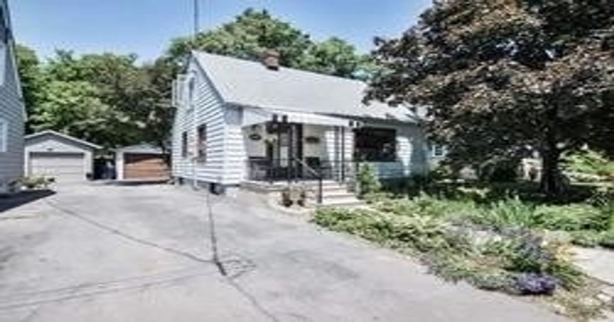 103 Uno Dr Toronto