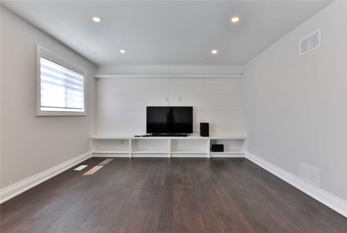 101 Poplar Heights Dr 101 Poplar Heights Dr Toronto